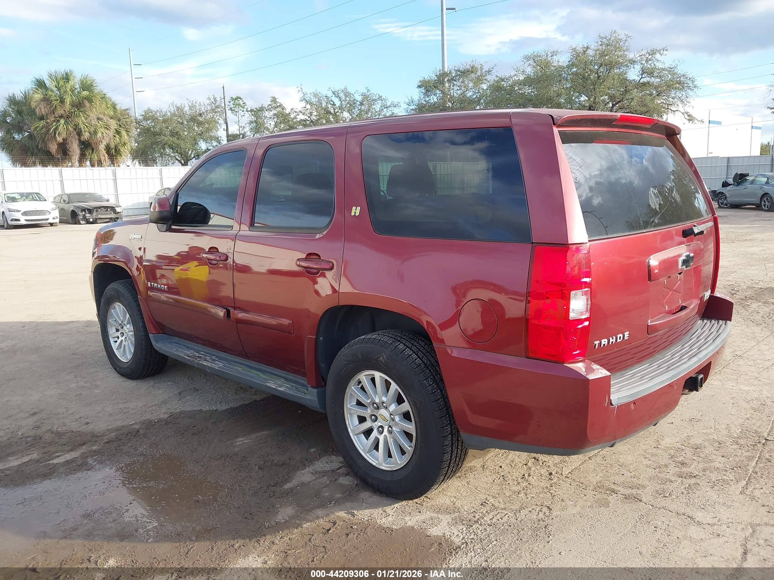 CHEVROLET TAHOE image 3