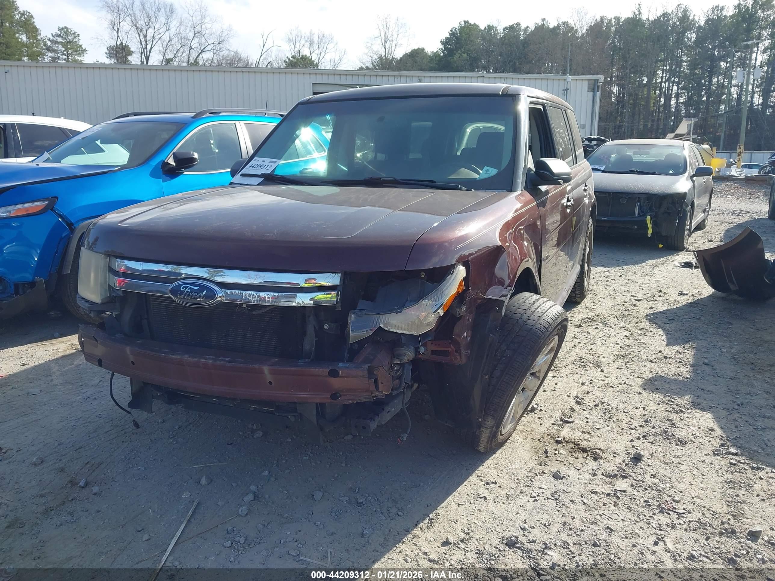 FORD FLEX image 2