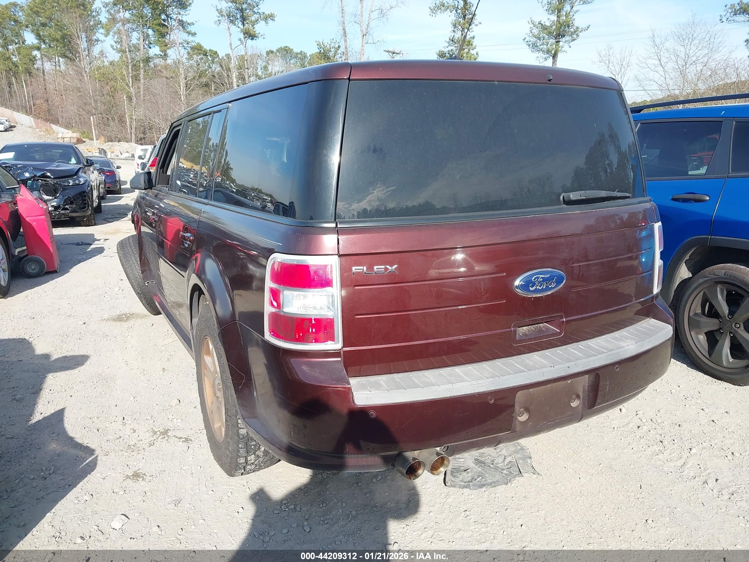 FORD FLEX image 3