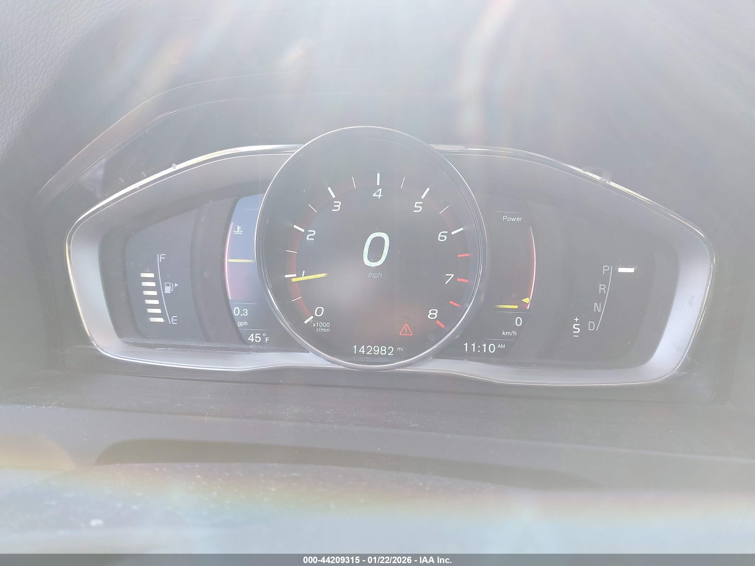 VOLVO S60 image 7