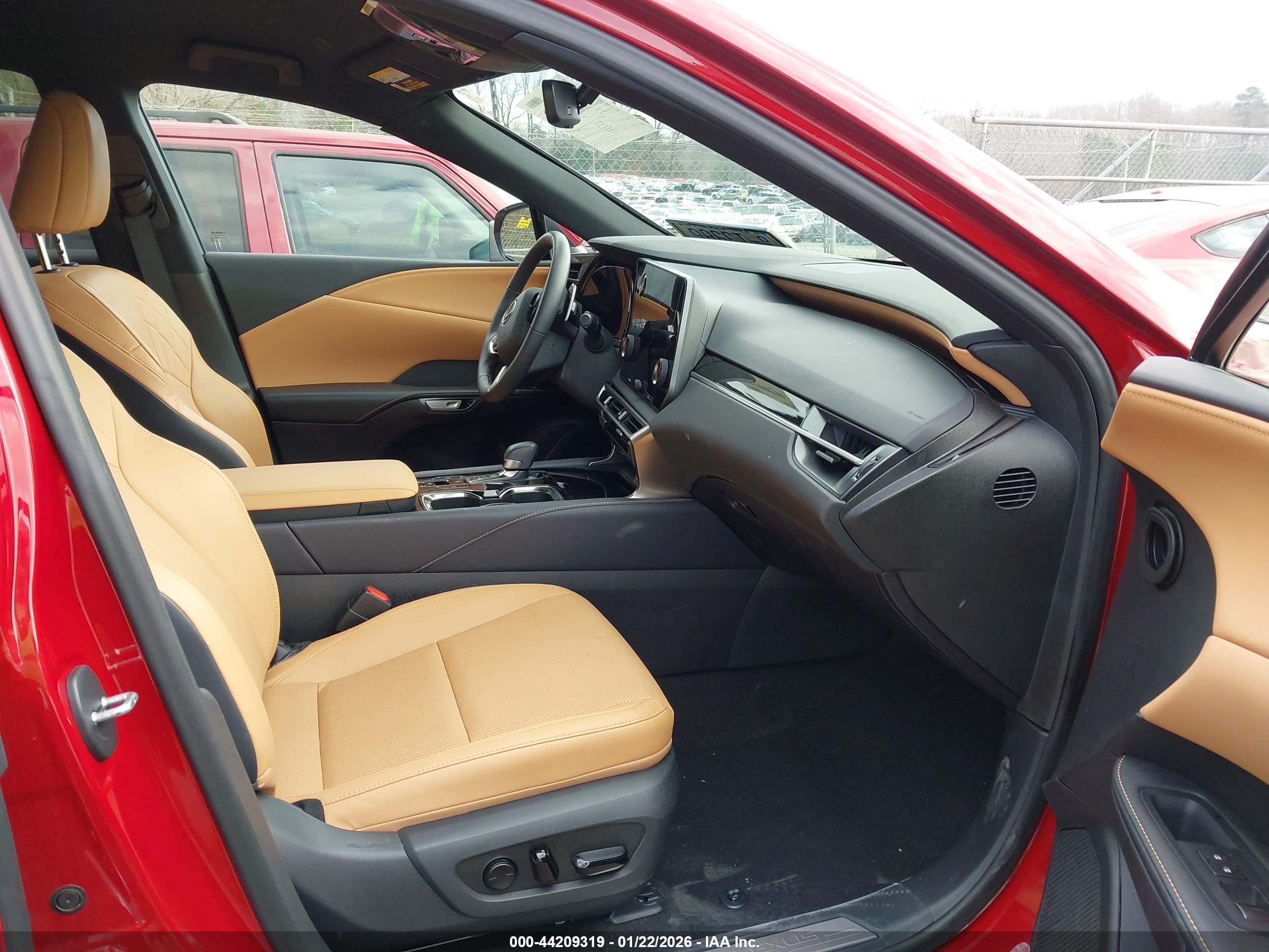 LEXUS RX image 5