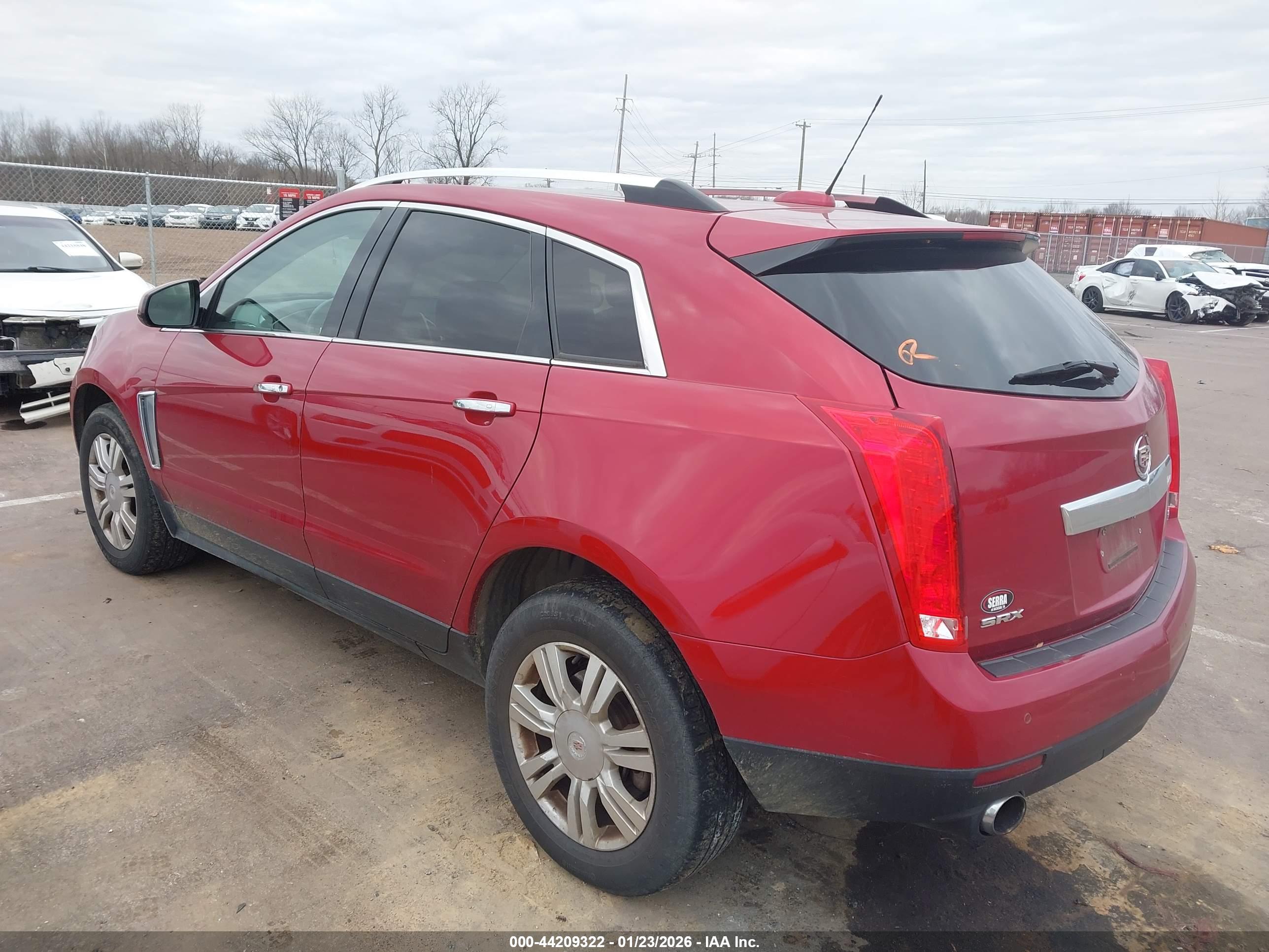 CADILLAC SRX image 3