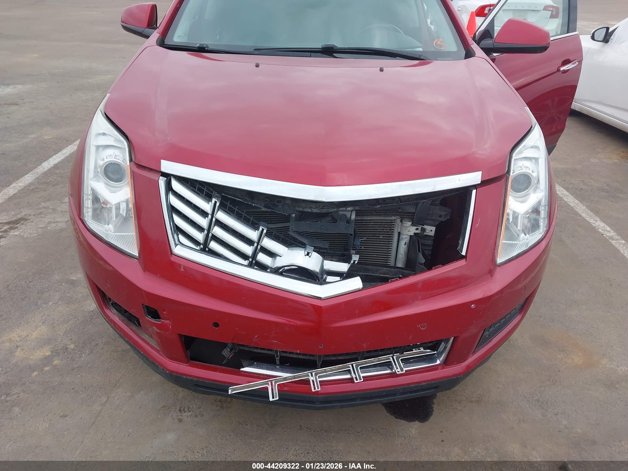CADILLAC SRX image 6