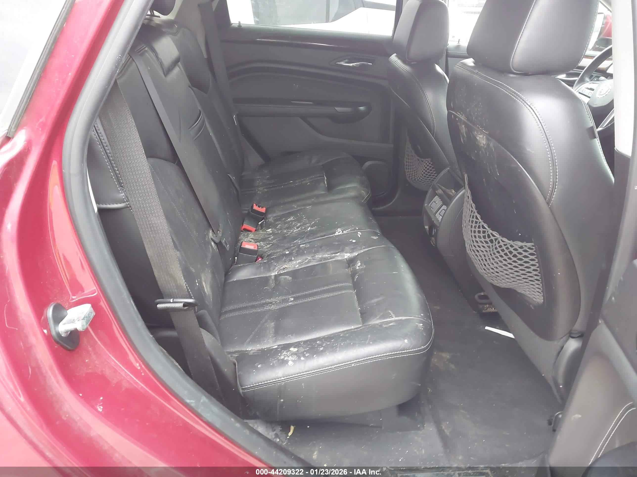 CADILLAC SRX image 8