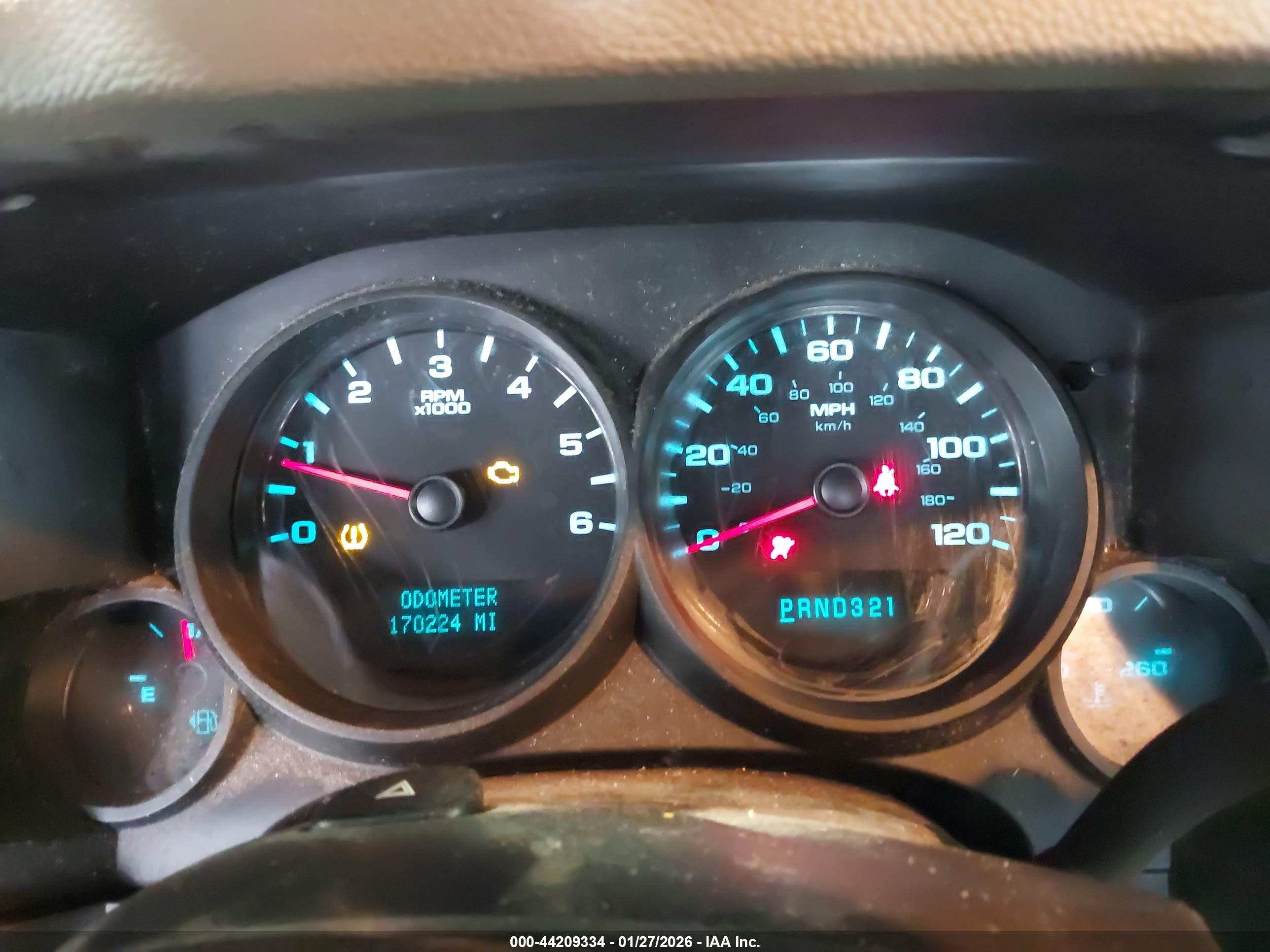 CHEVROLET SILVERADO image 7