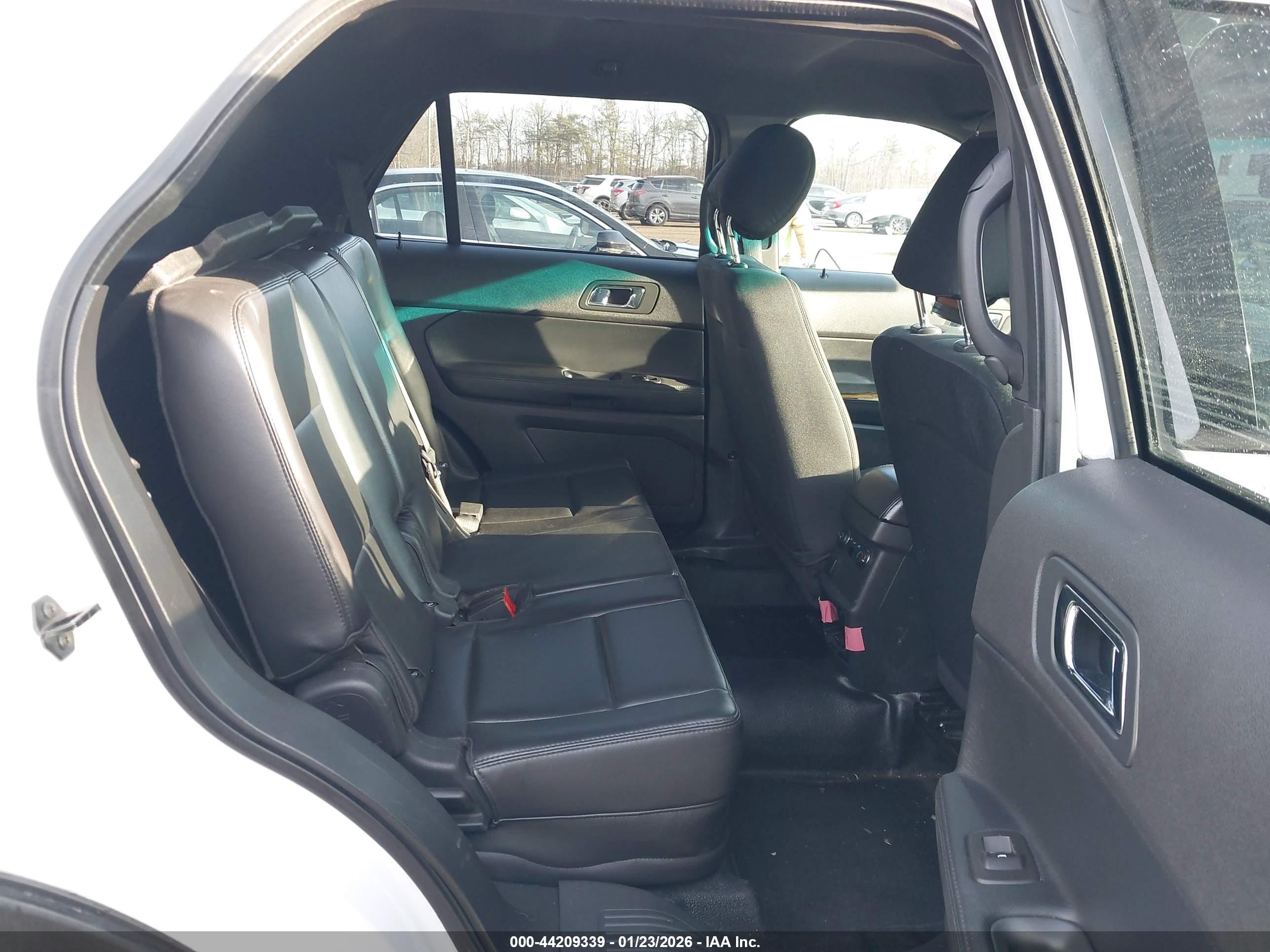 FORD UTILITY image 8