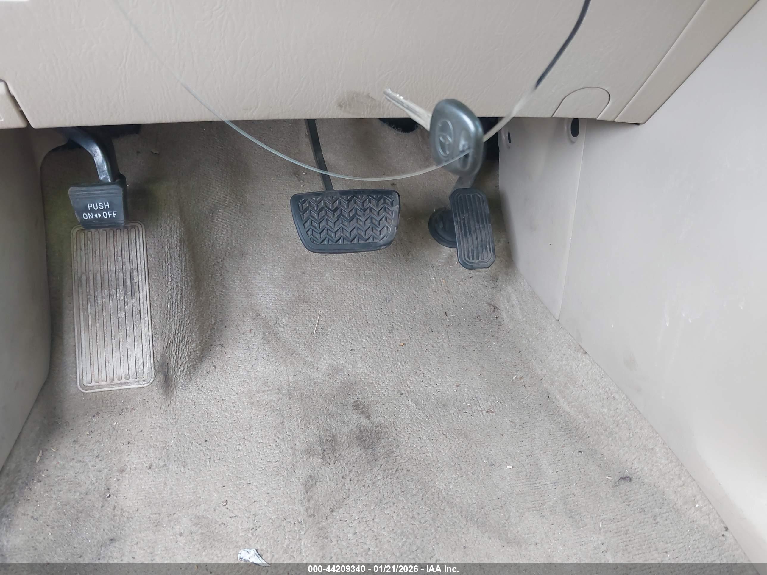 TOYOTA HIGHLANDER image 11