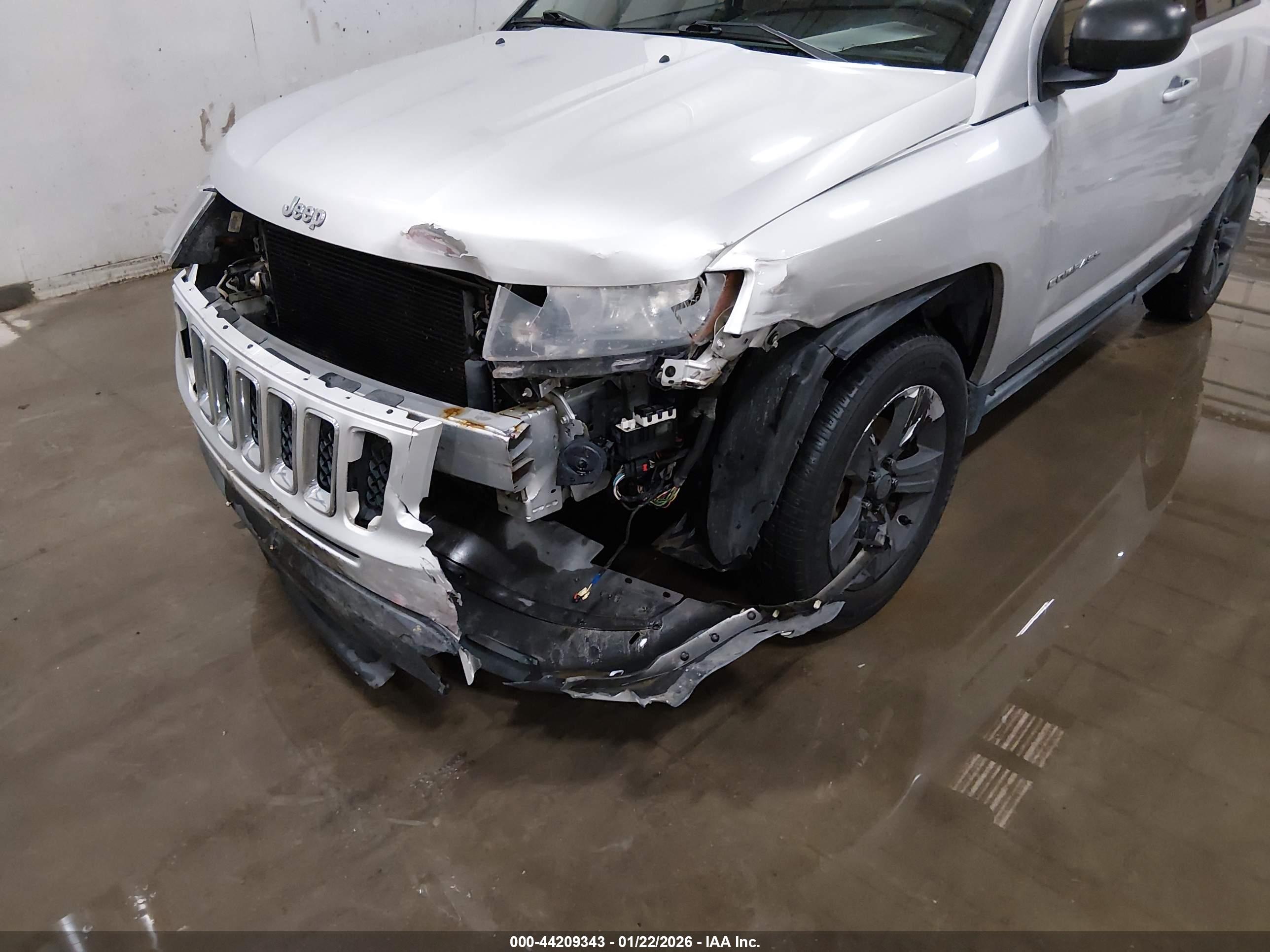 JEEP COMPASS image 6