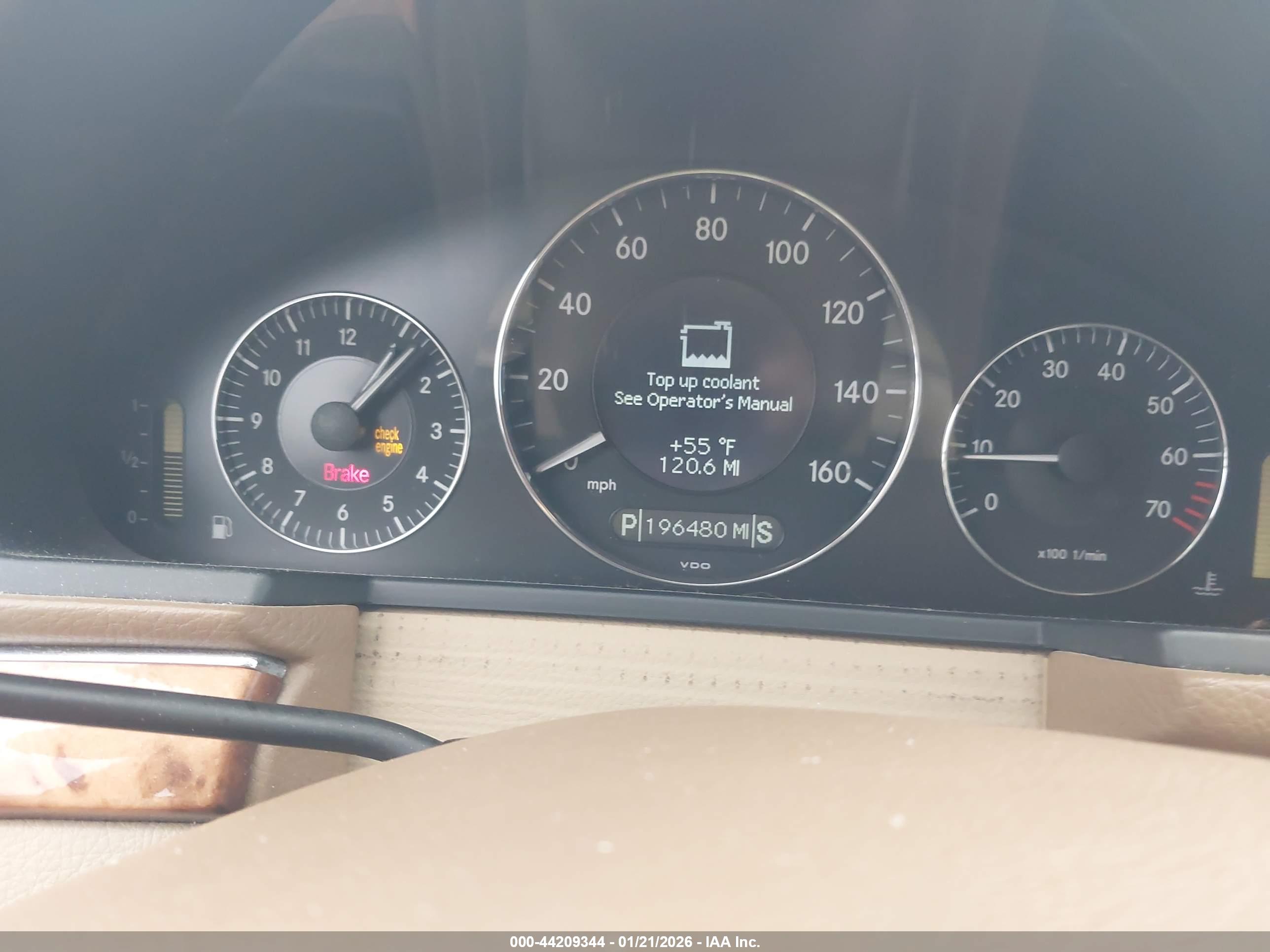 MERCEDES-BENZ E image 7