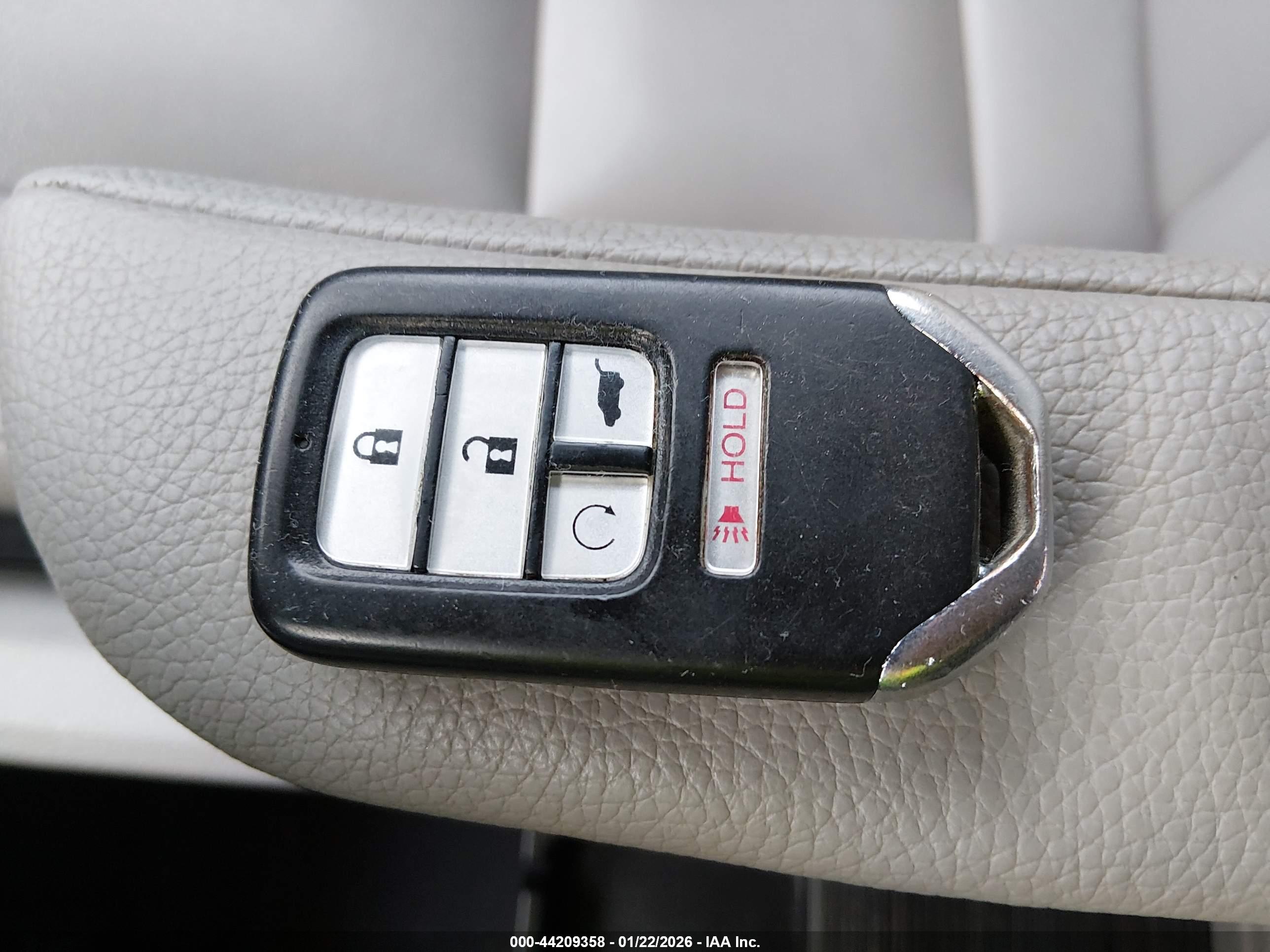 HONDA PILOT image 11
