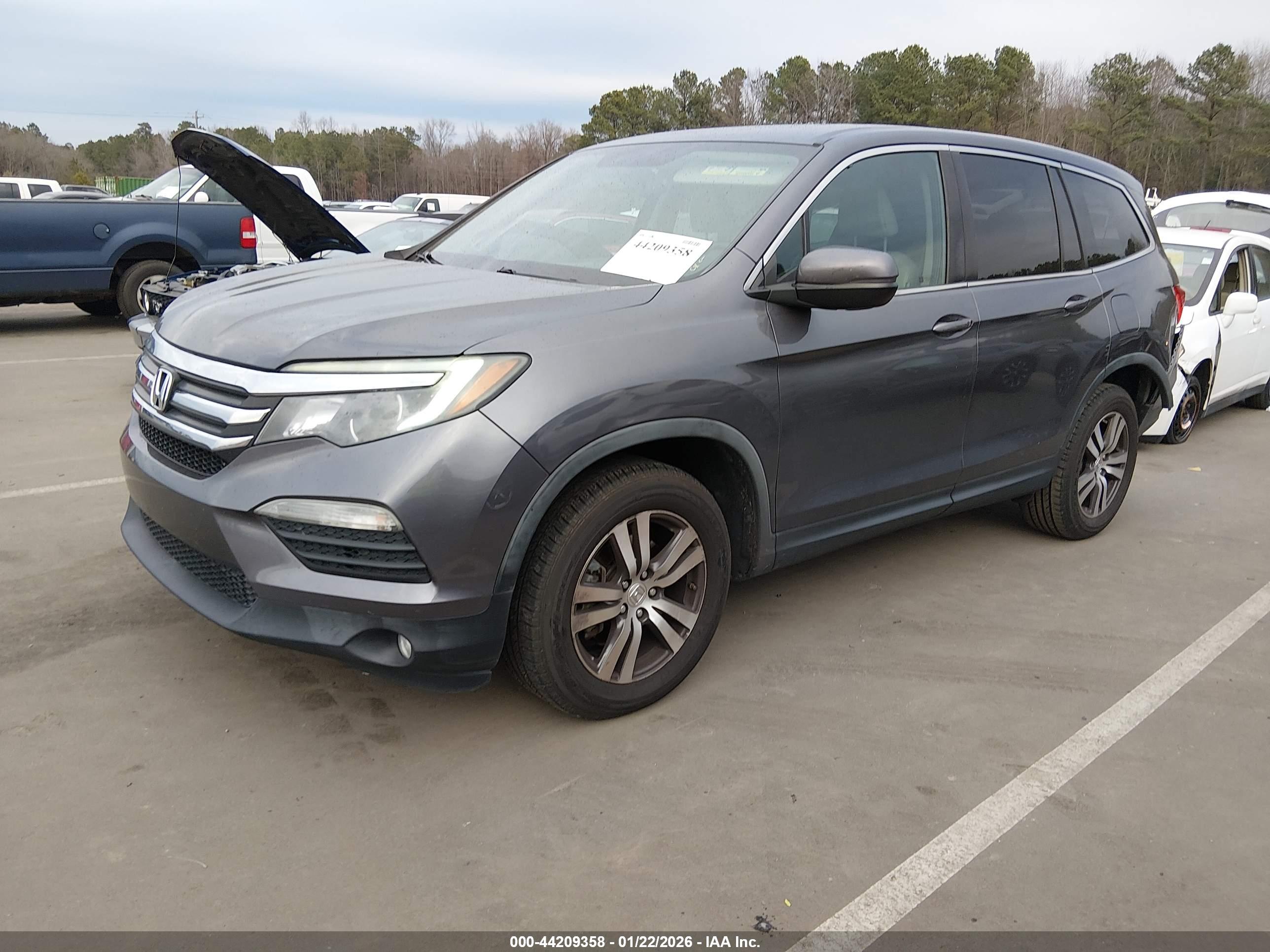 HONDA PILOT image 2