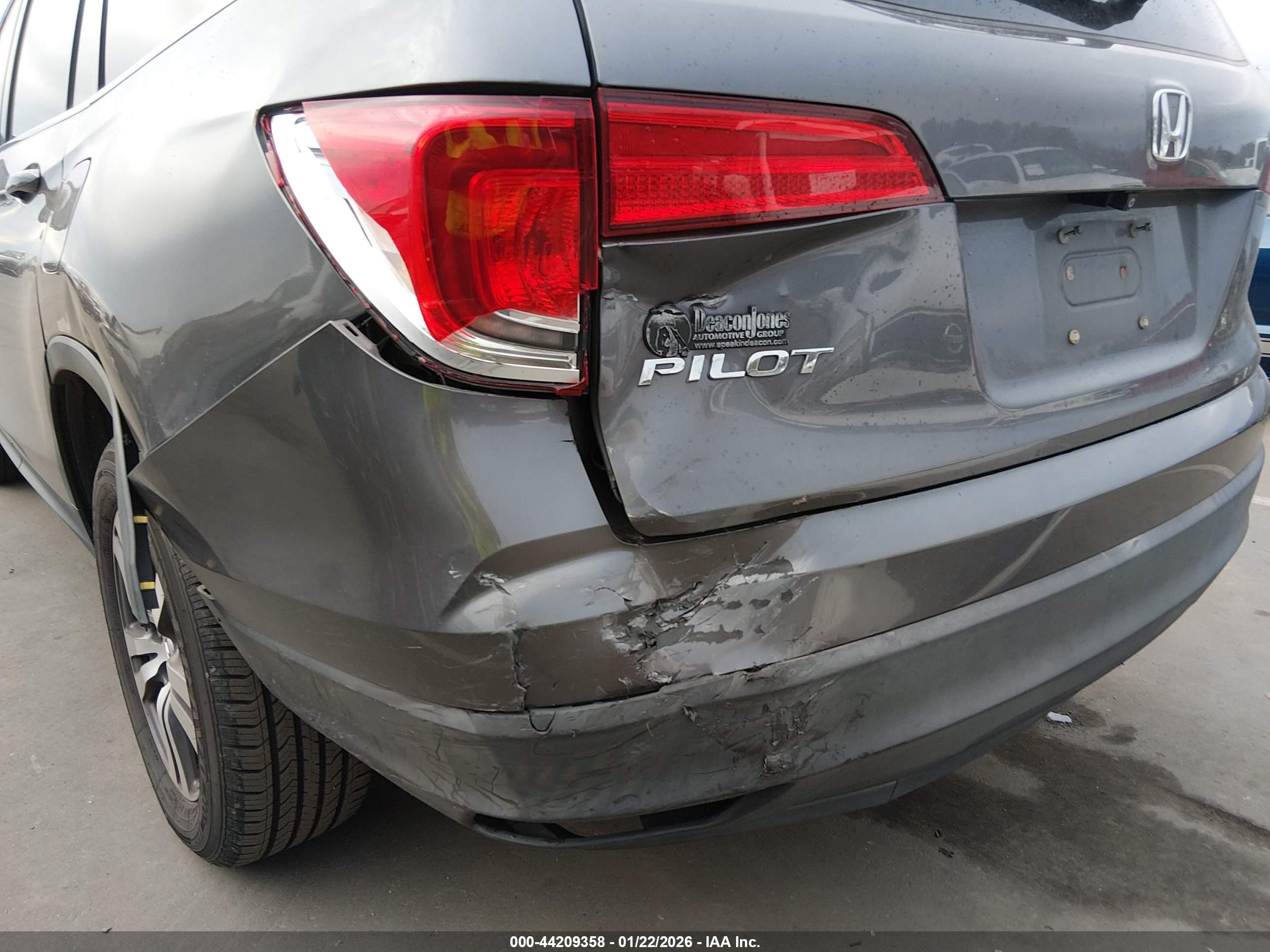 HONDA PILOT image 6
