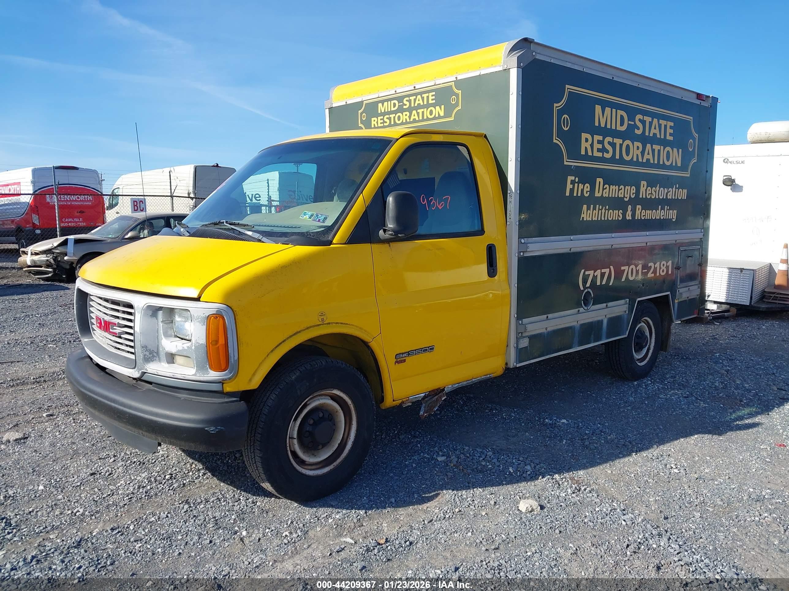 GMC SAVANA image 2