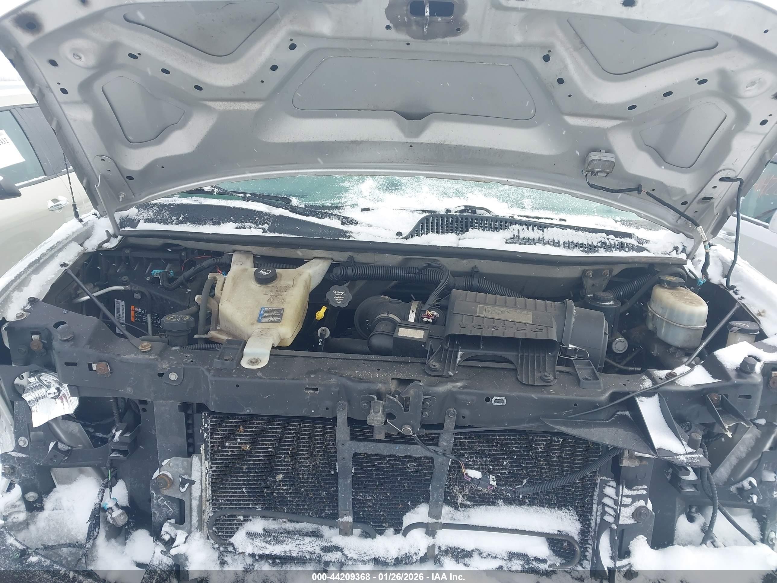 GMC SAVANA image 10