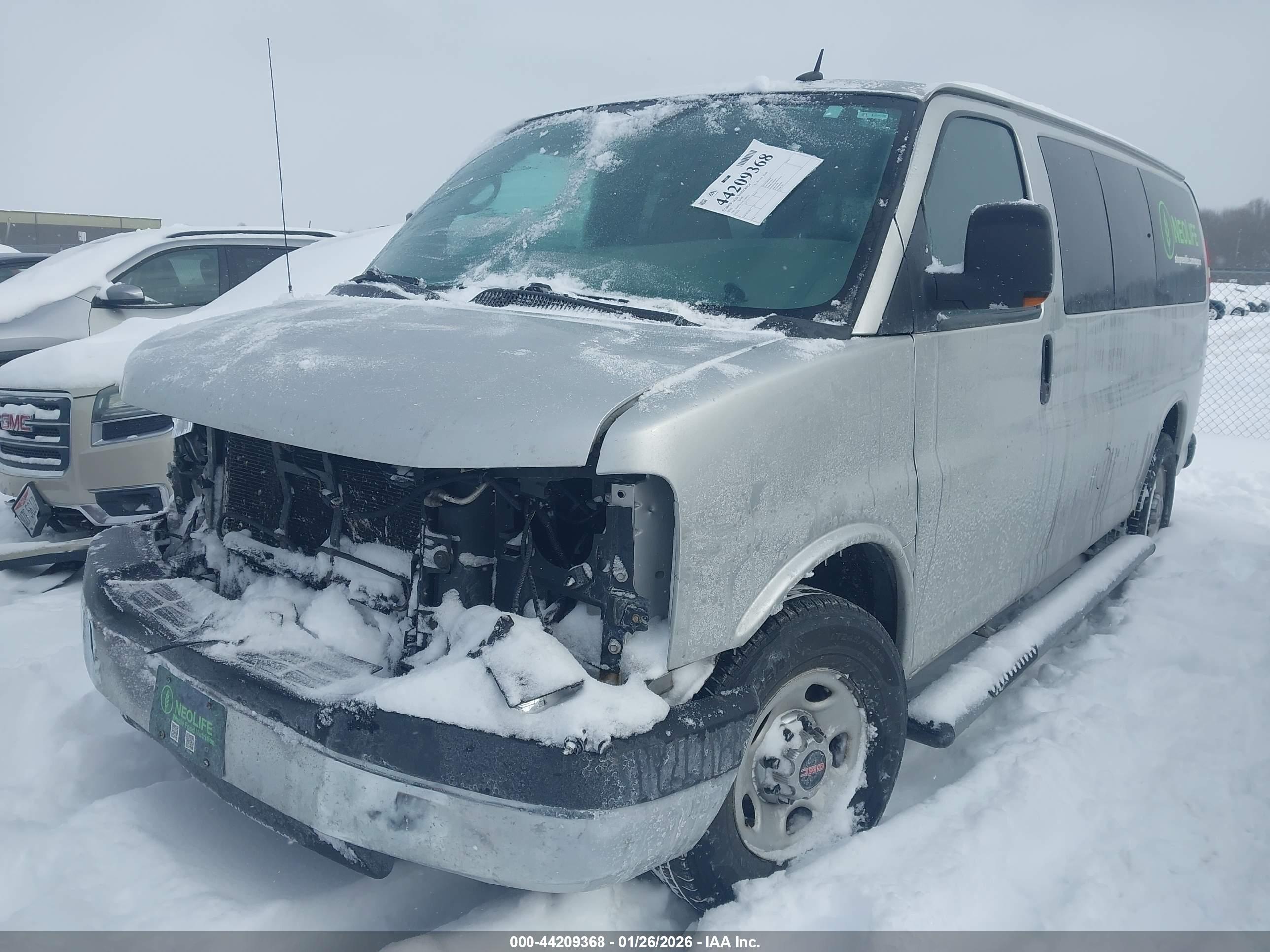 GMC SAVANA image 2