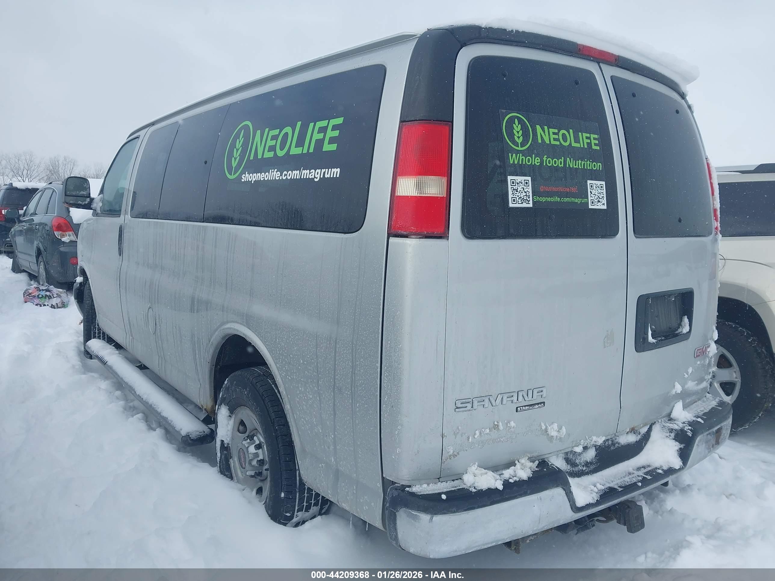GMC SAVANA image 3