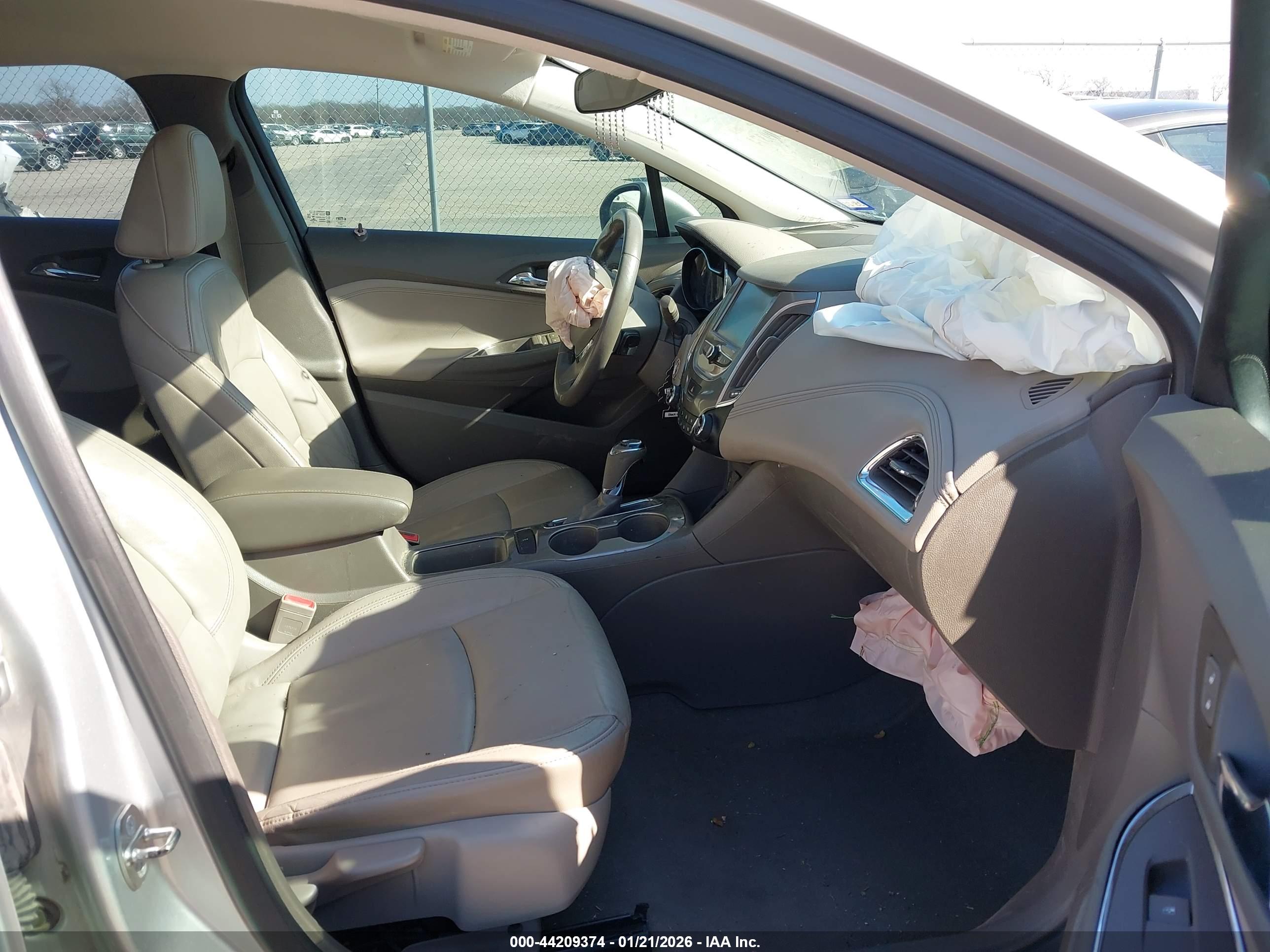 CHEVROLET CRUZE image 5