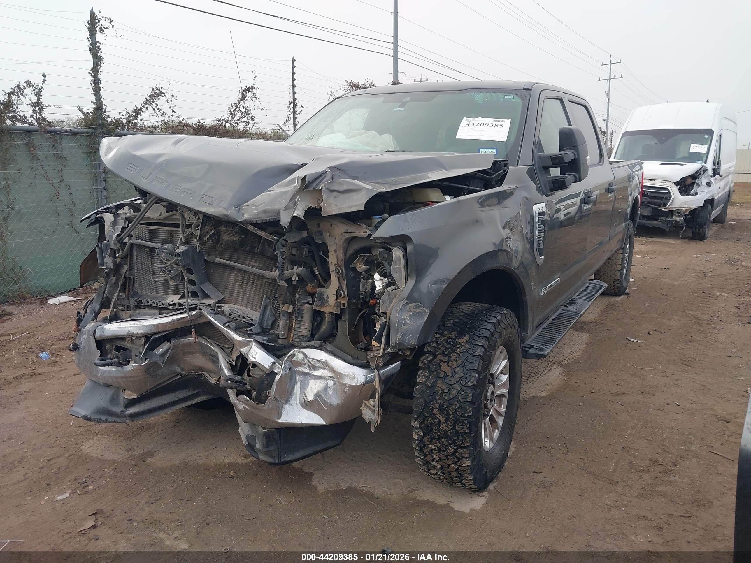 FORD F-250 image 2