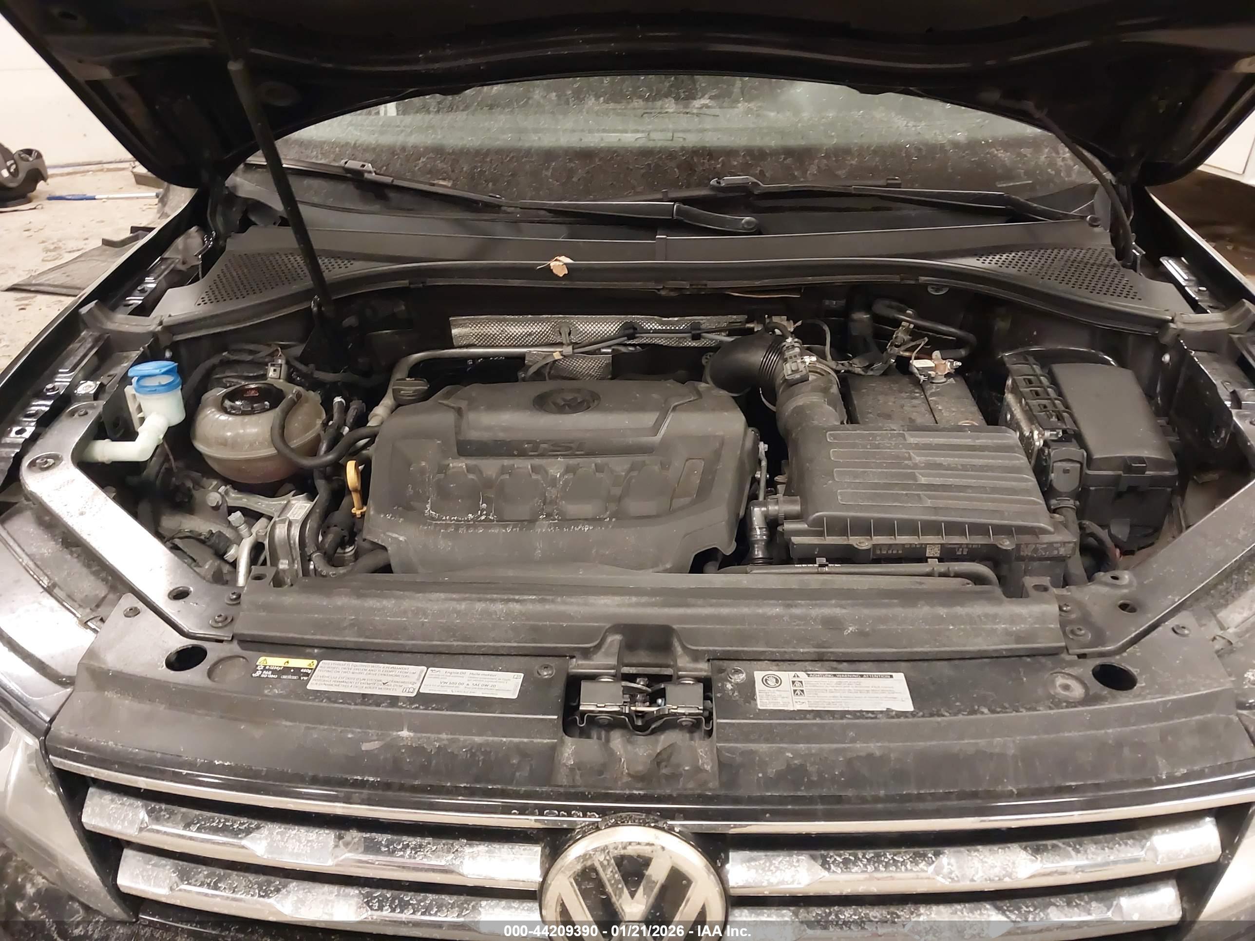 VOLKSWAGEN TIGUAN image 10
