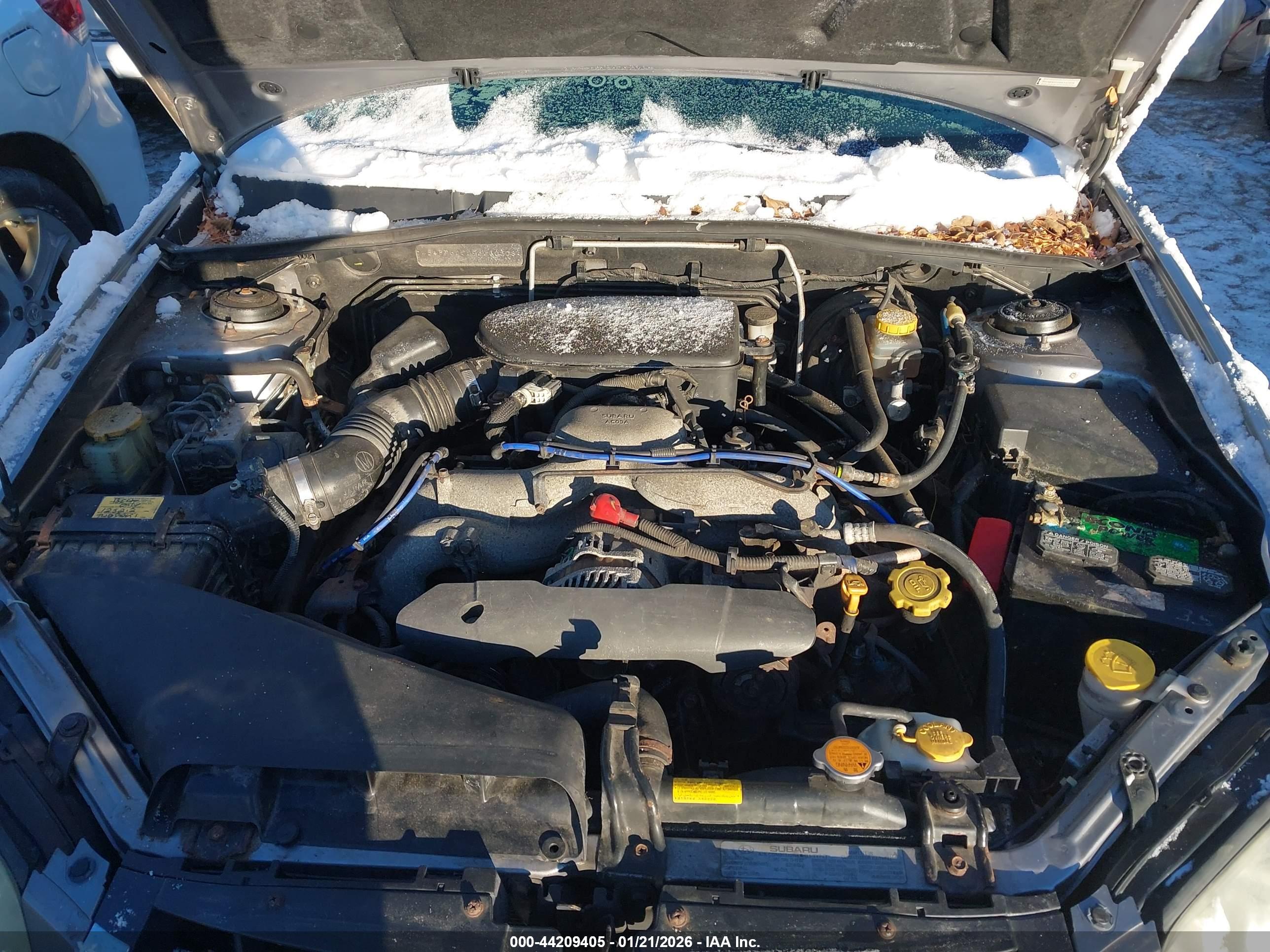 SUBARU OUTBACK image 10