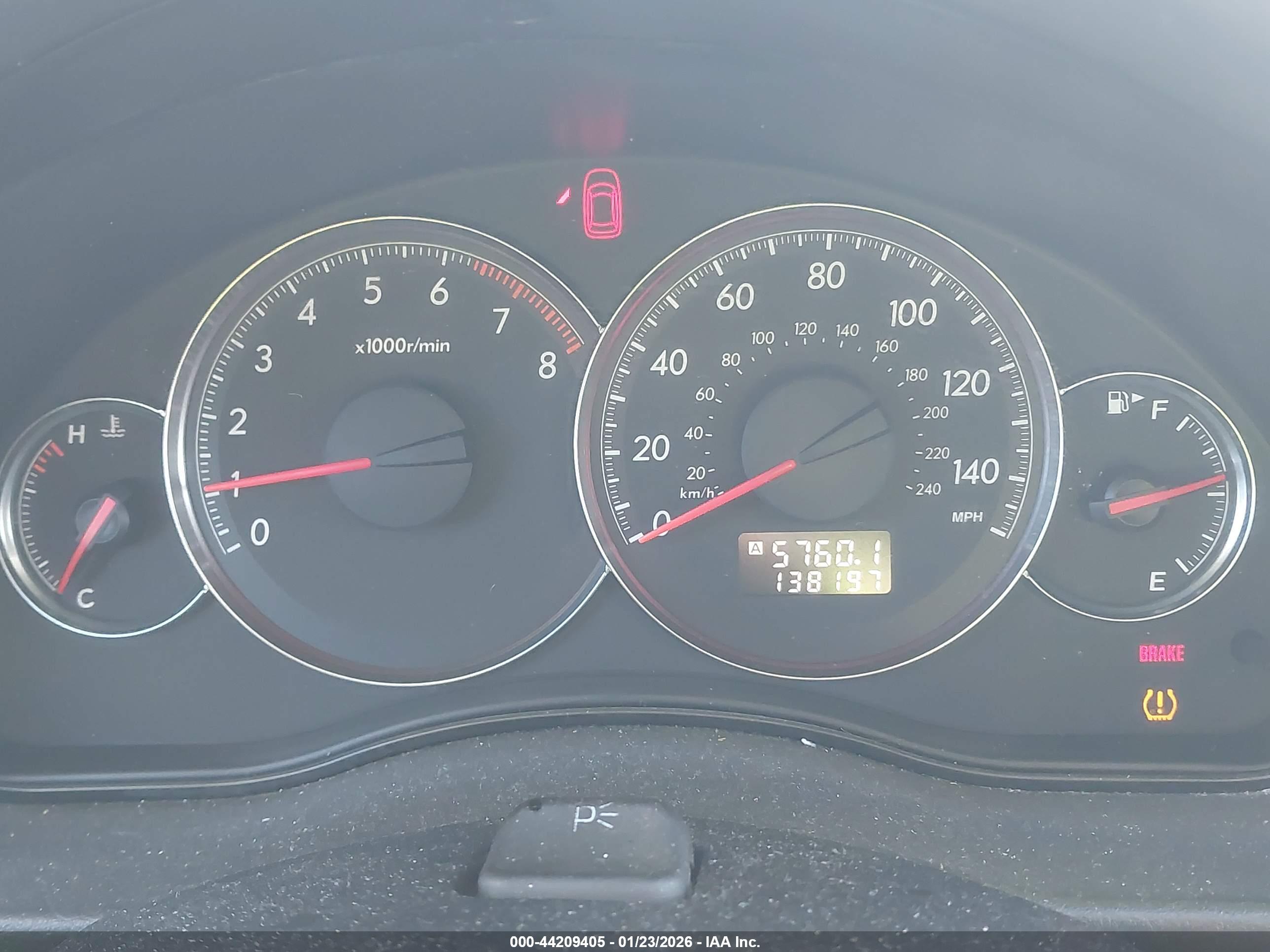 SUBARU OUTBACK image 7