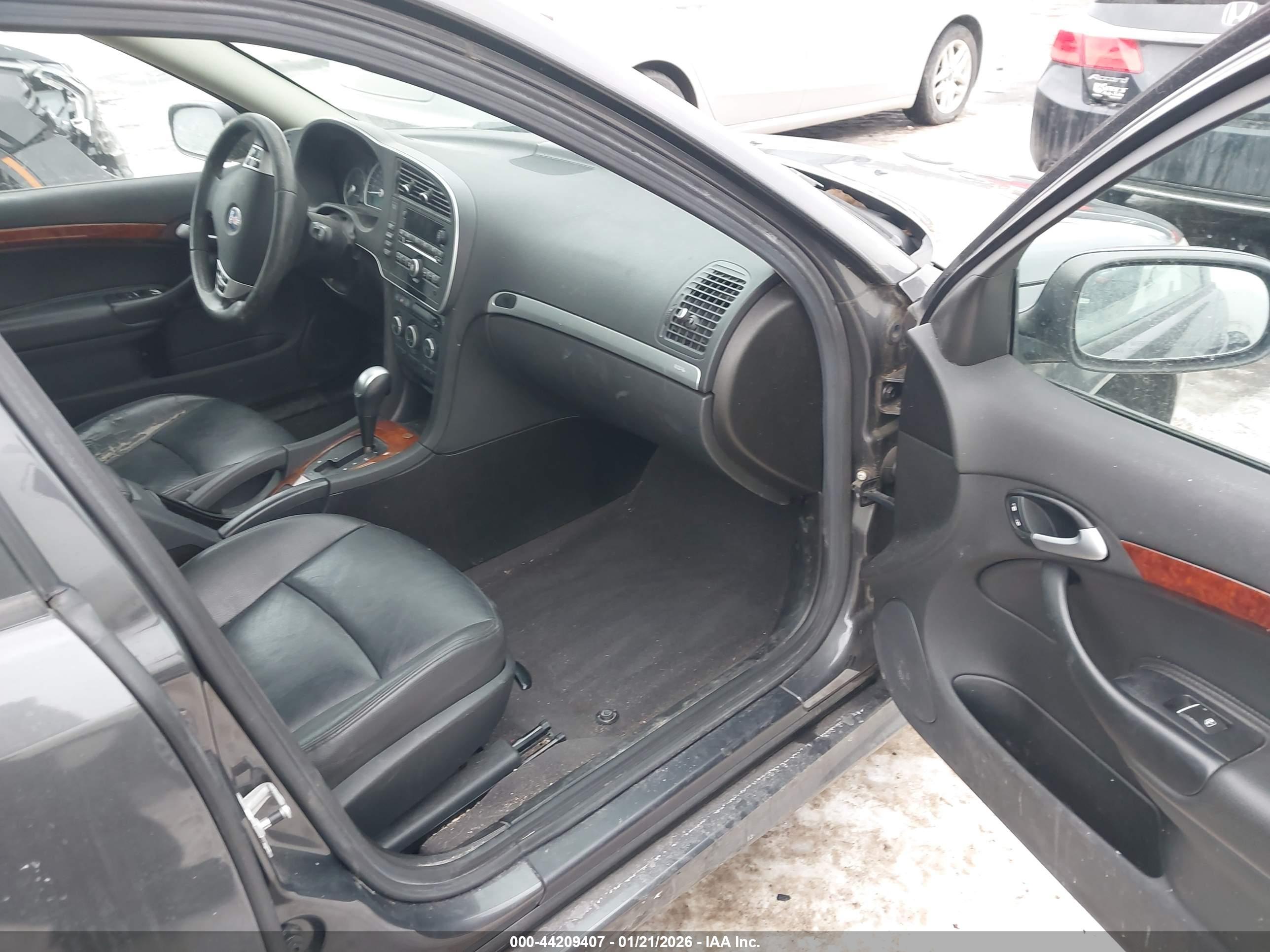 SAAB 9-3 image 5