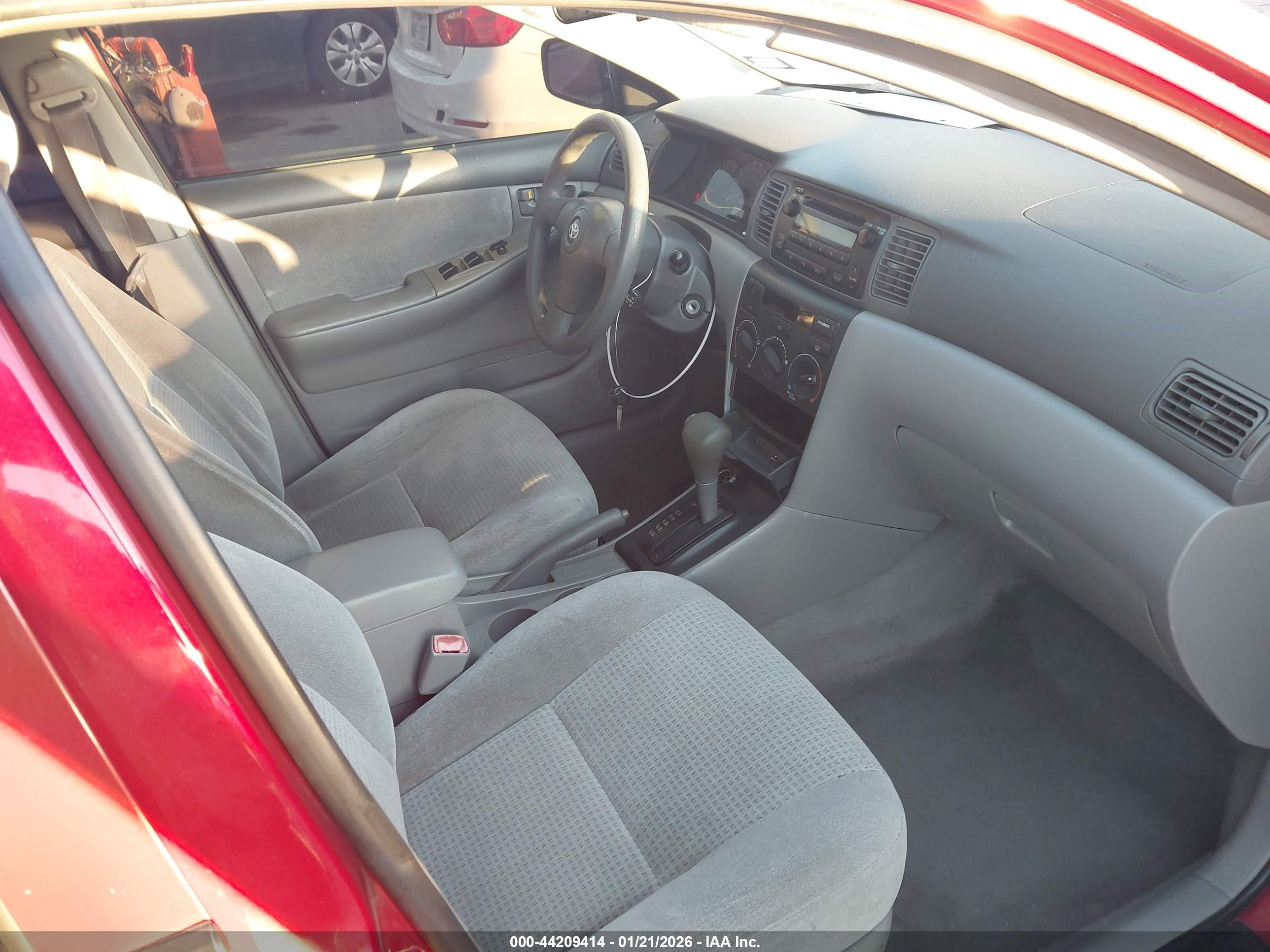 TOYOTA COROLLA image 5