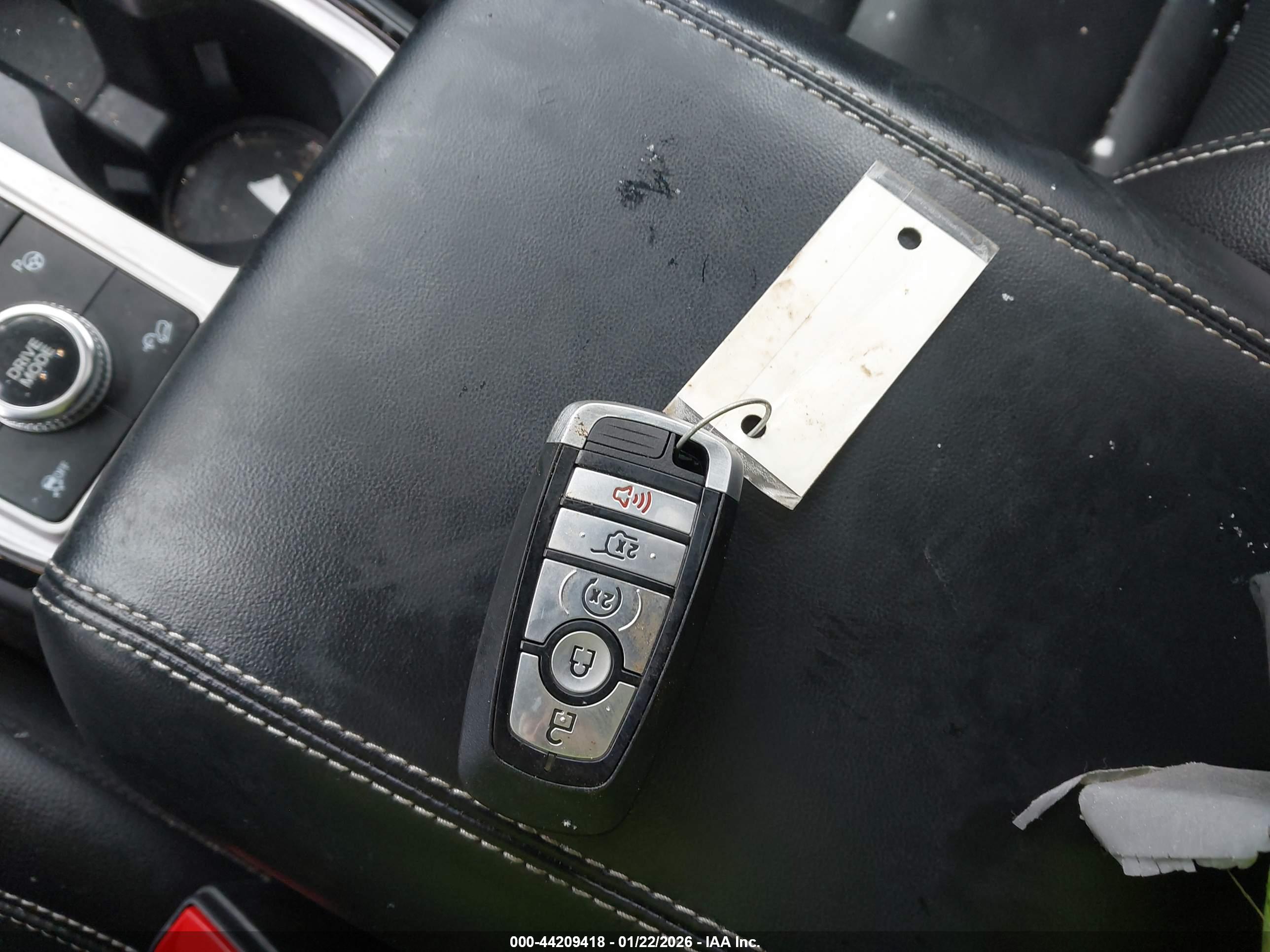 FORD EXPLORER image 11