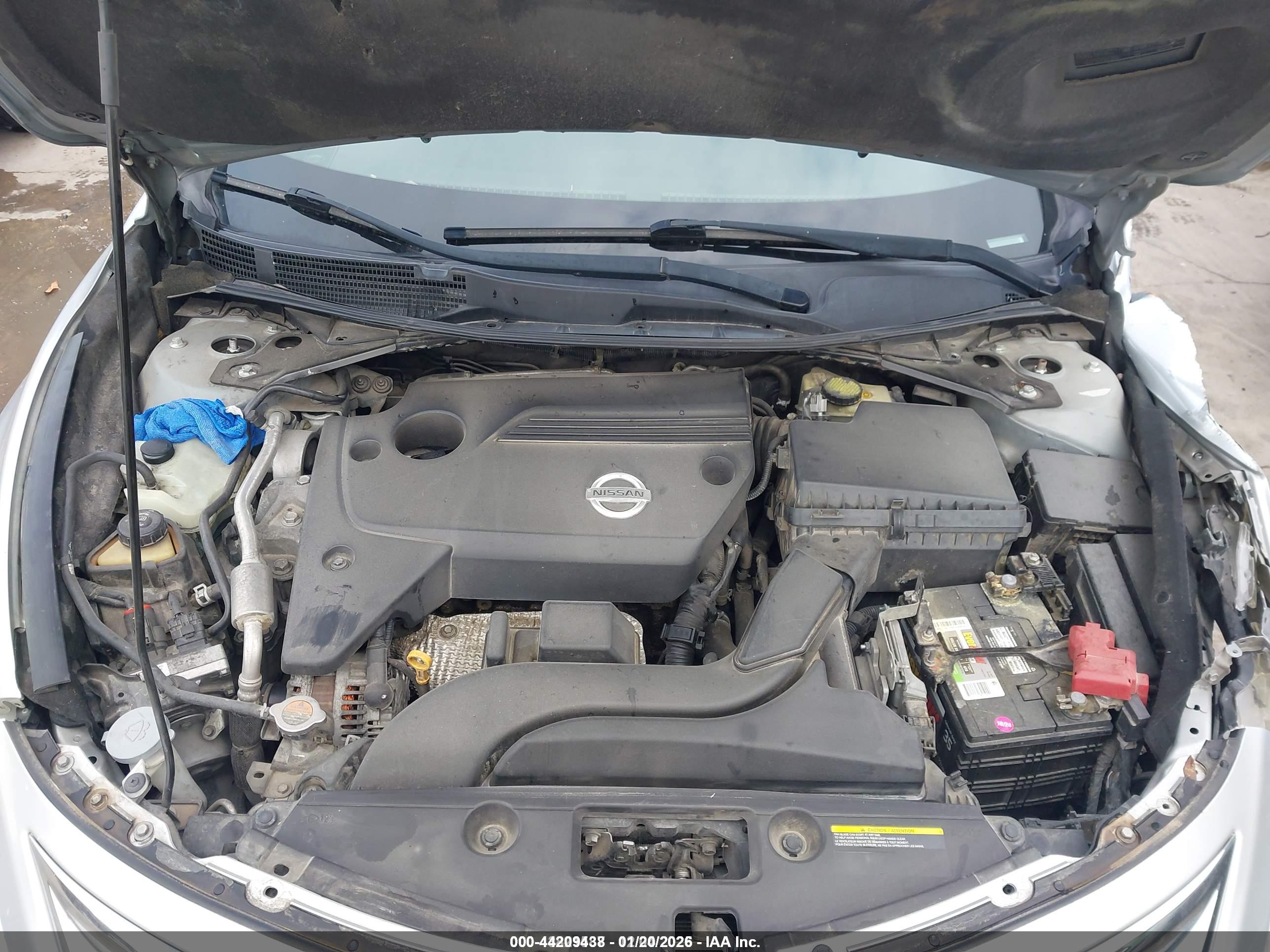 NISSAN ALTIMA image 10