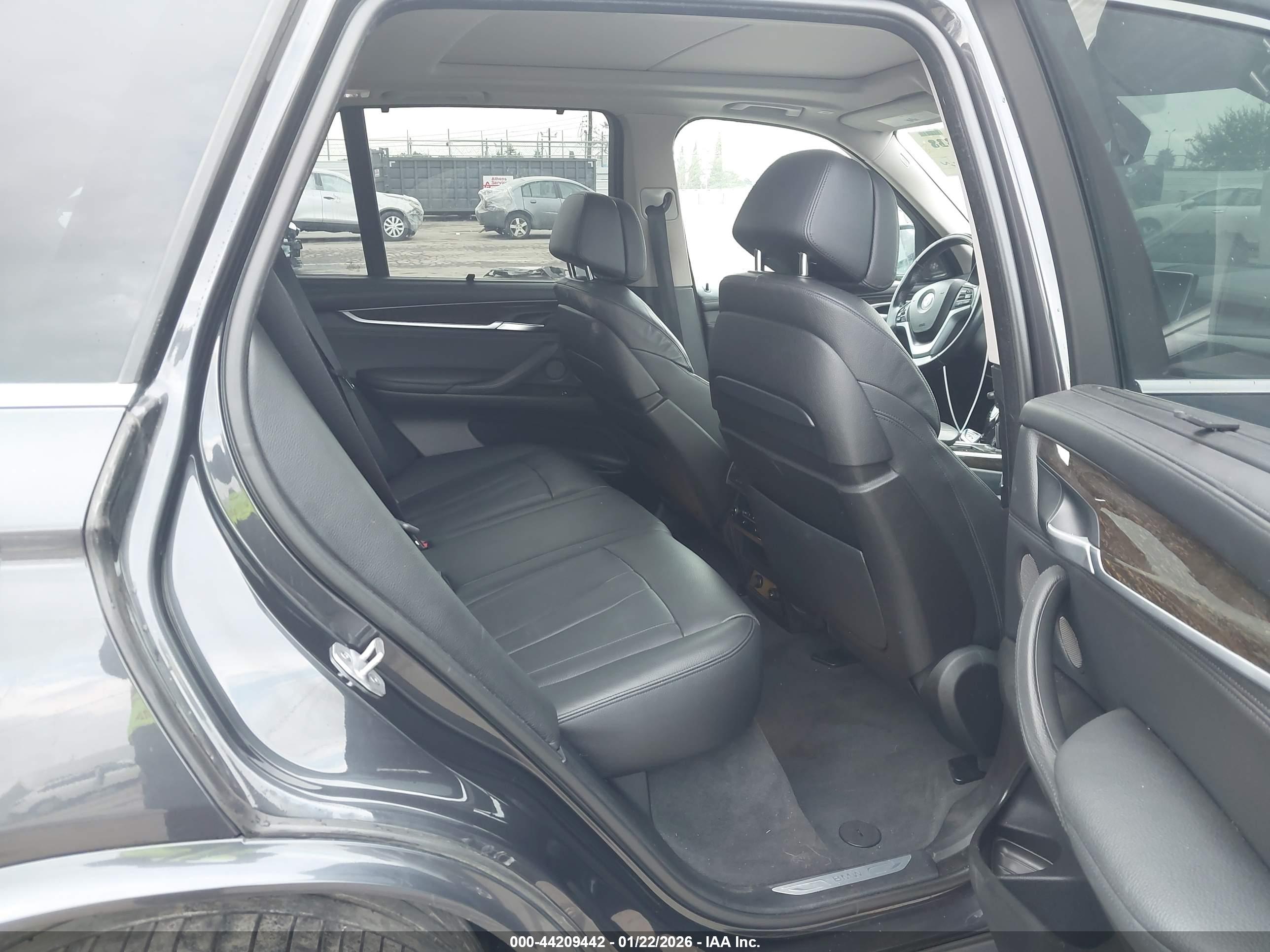 BMW X5 image 8
