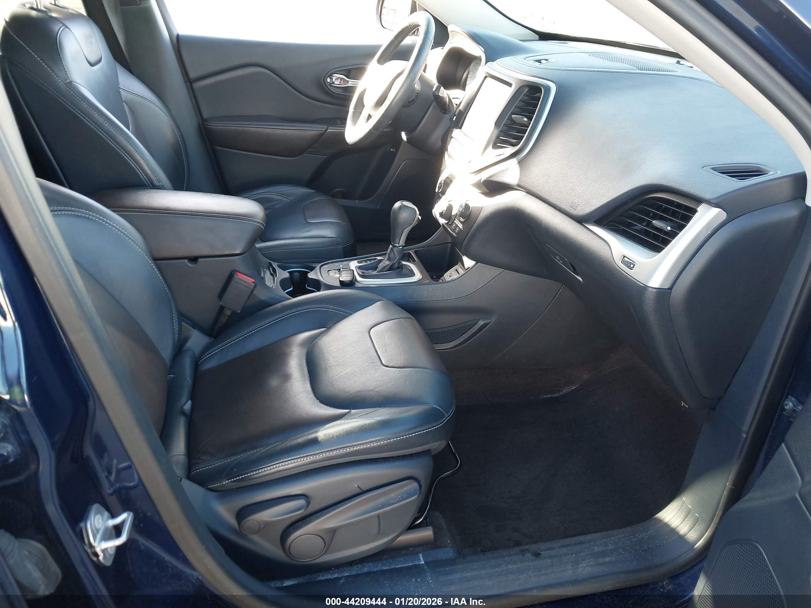 JEEP CHEROKEE image 5