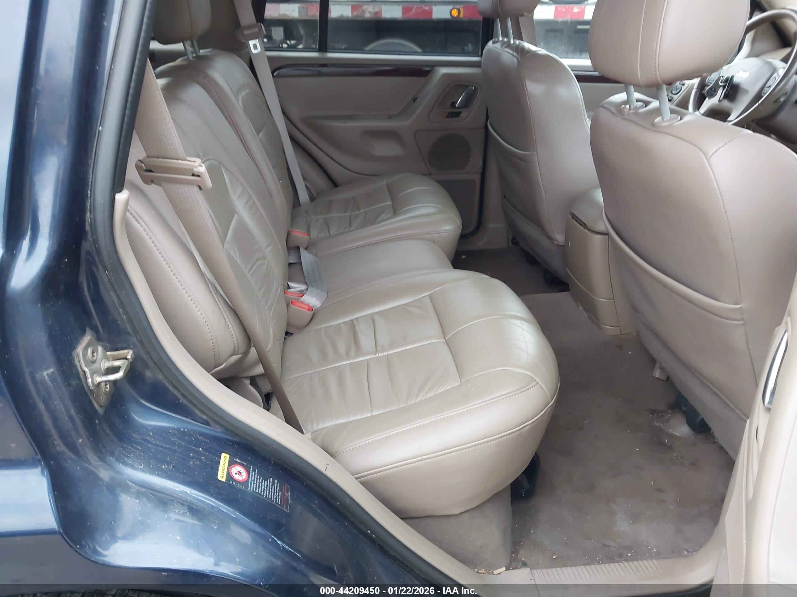 JEEP GRAND image 8
