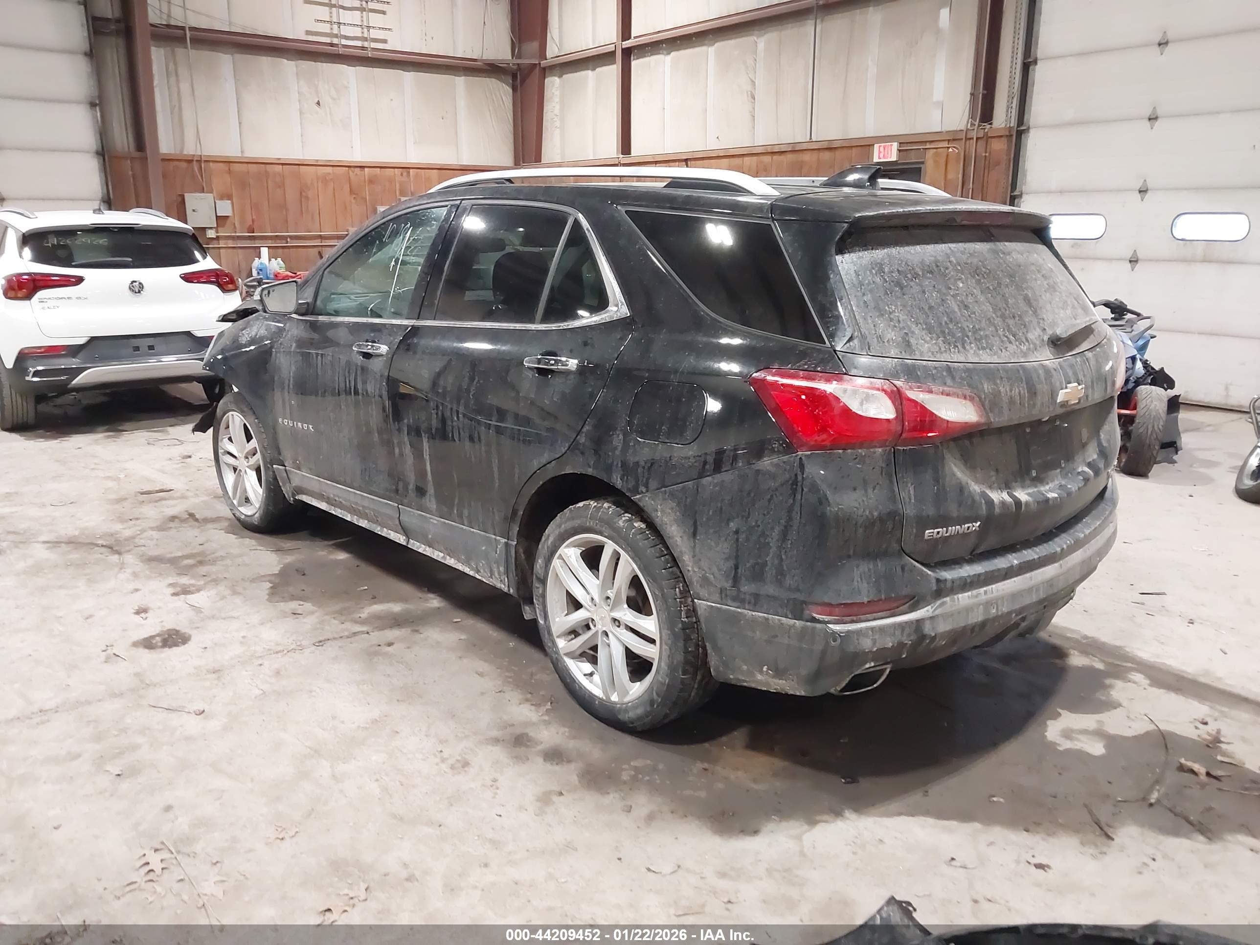 CHEVROLET EQUINOX image 3