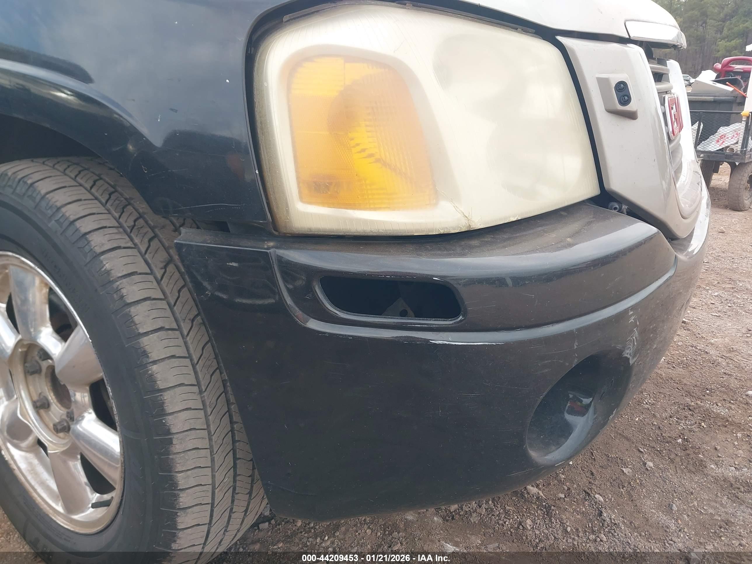 GMC ENVOY image 6