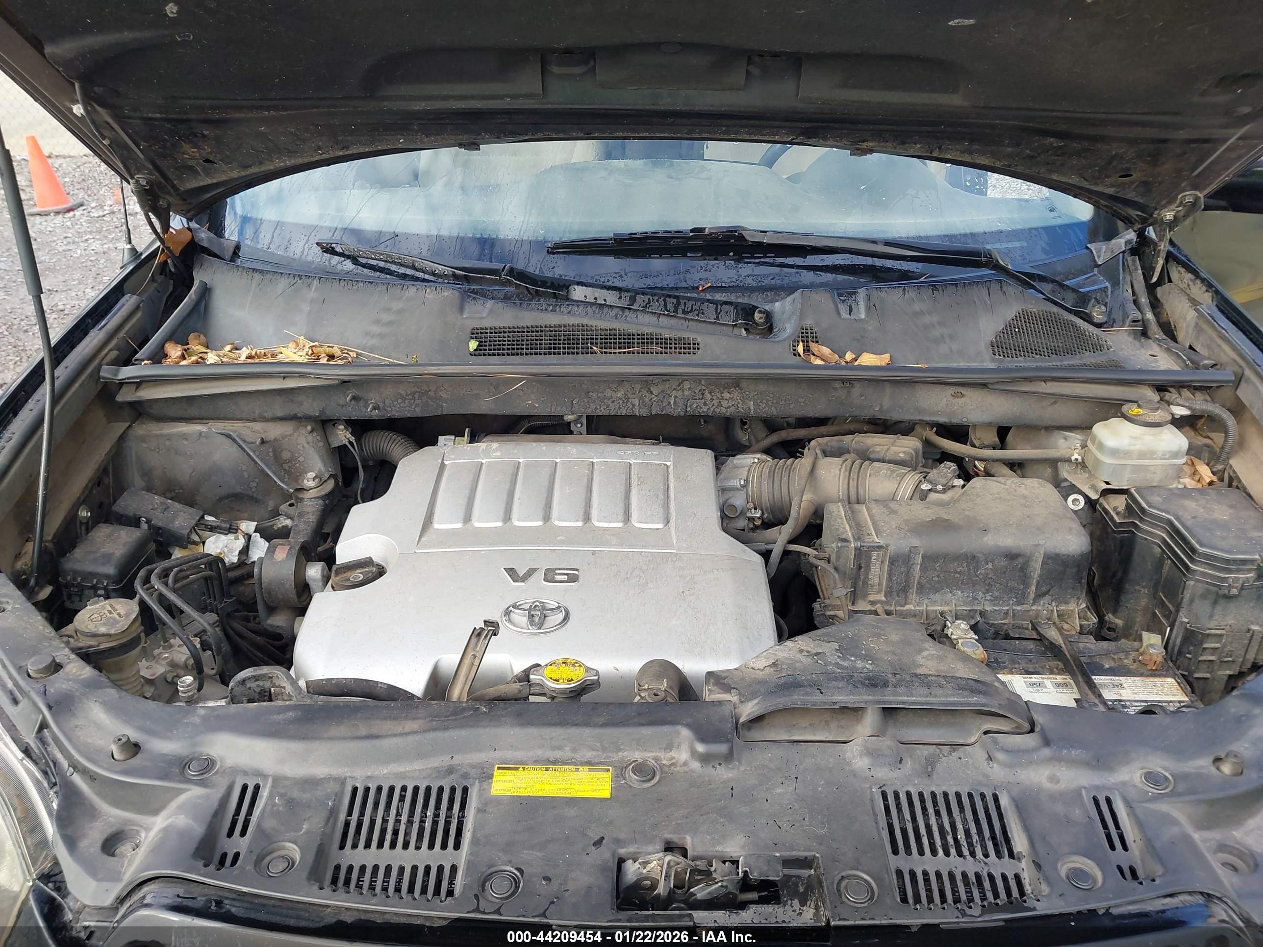 TOYOTA HIGHLANDER image 10