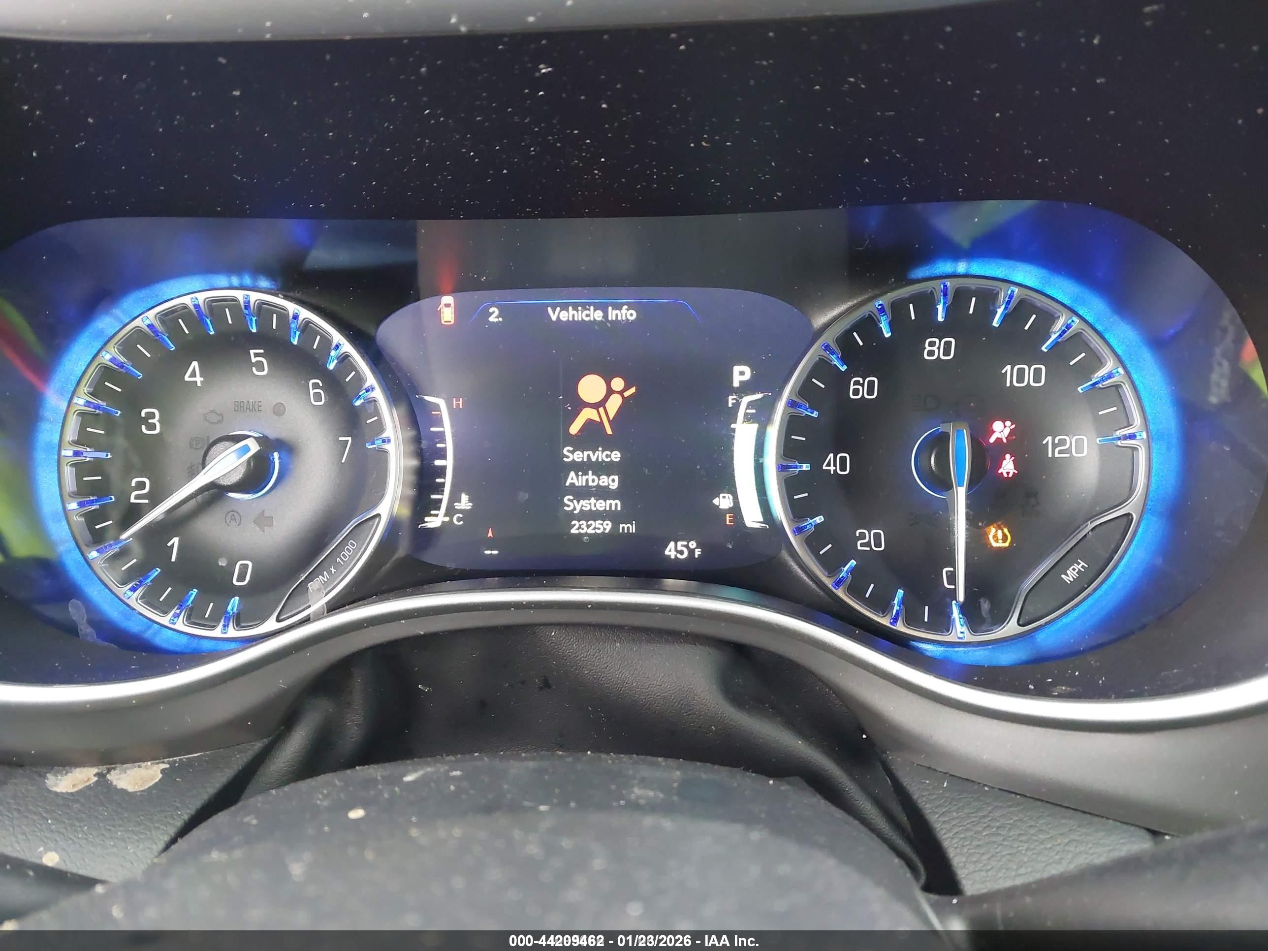CHRYSLER PACIFICA image 7