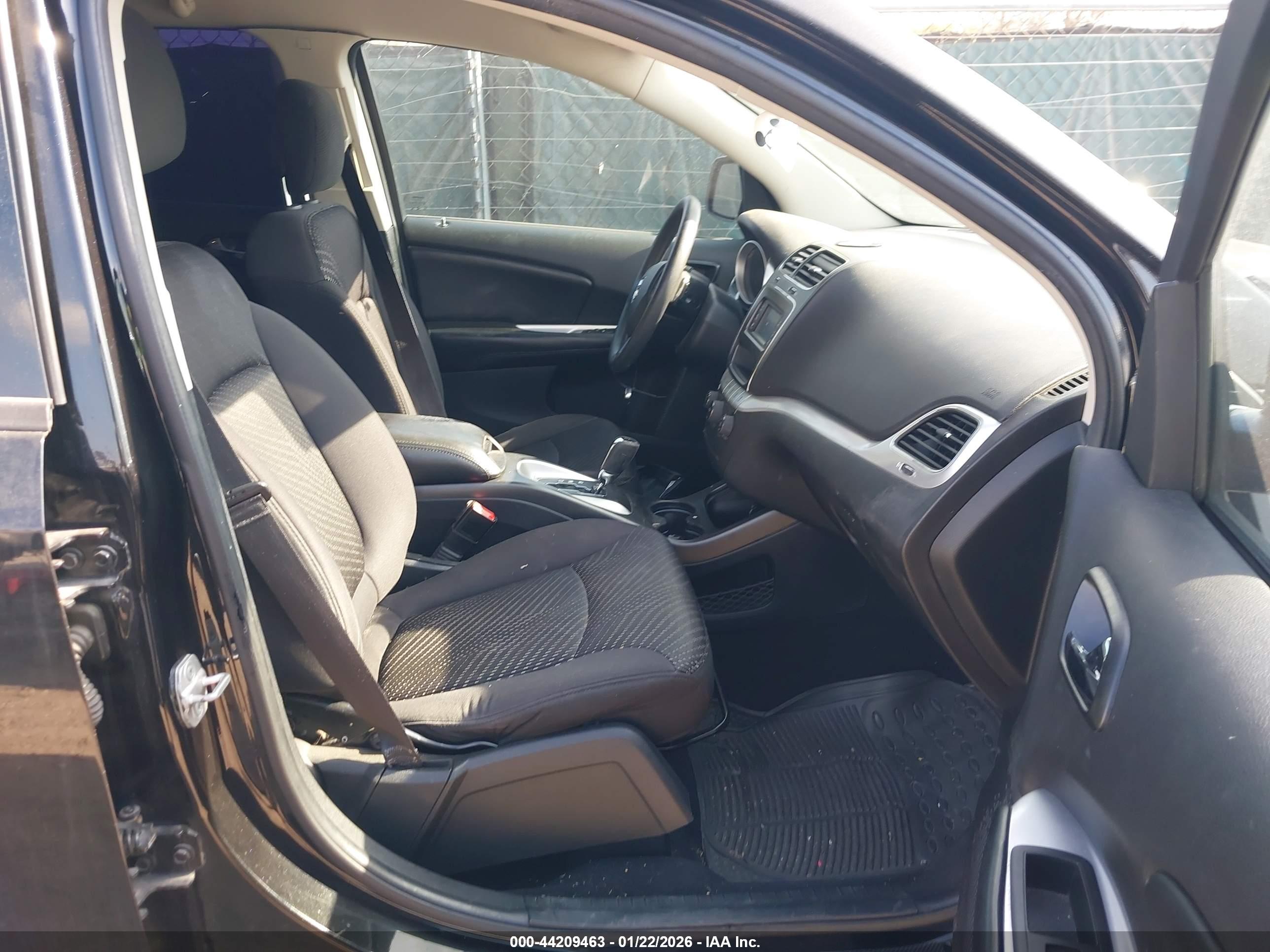 DODGE JOURNEY image 5