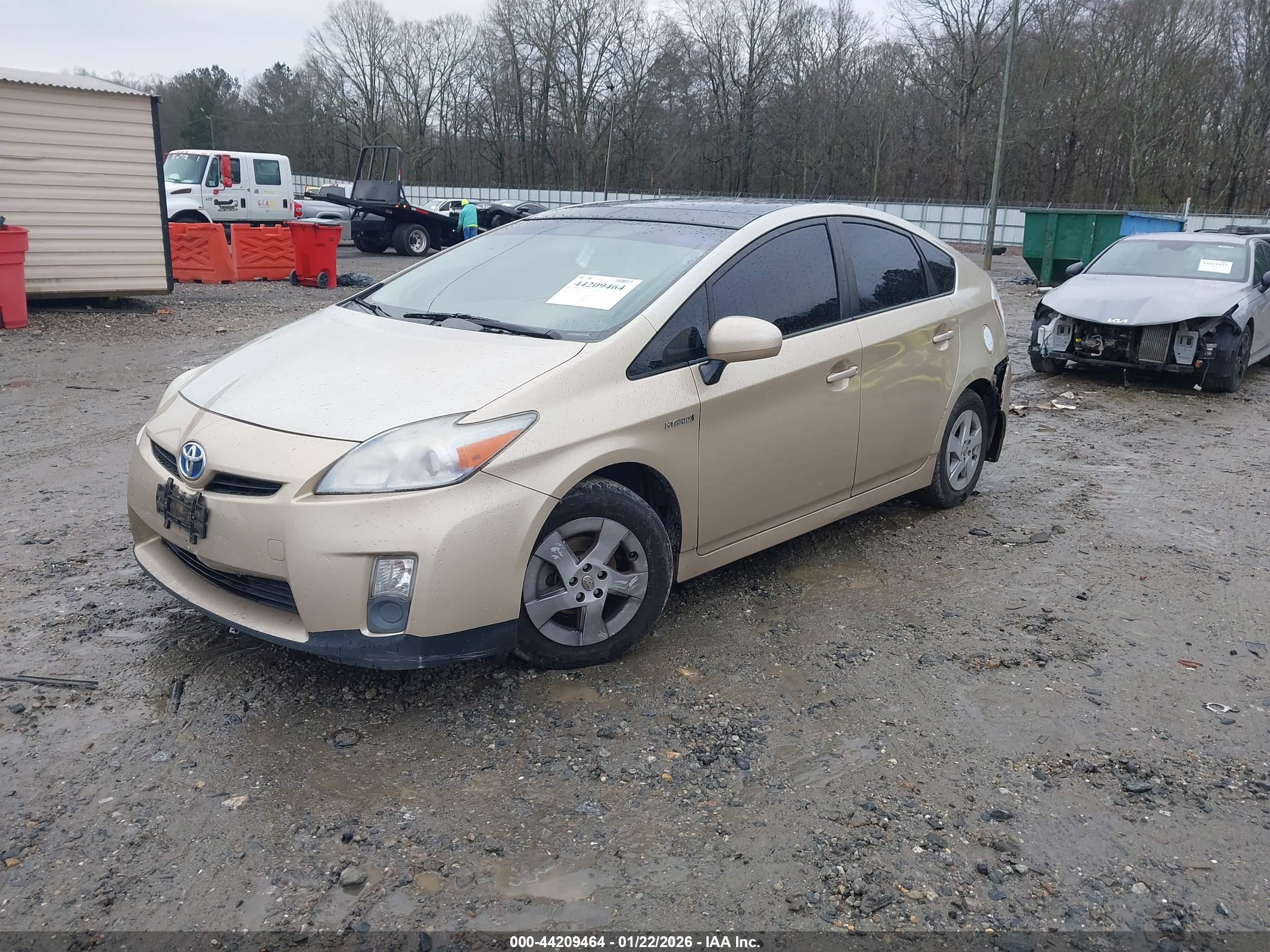 TOYOTA PRIUS image 2