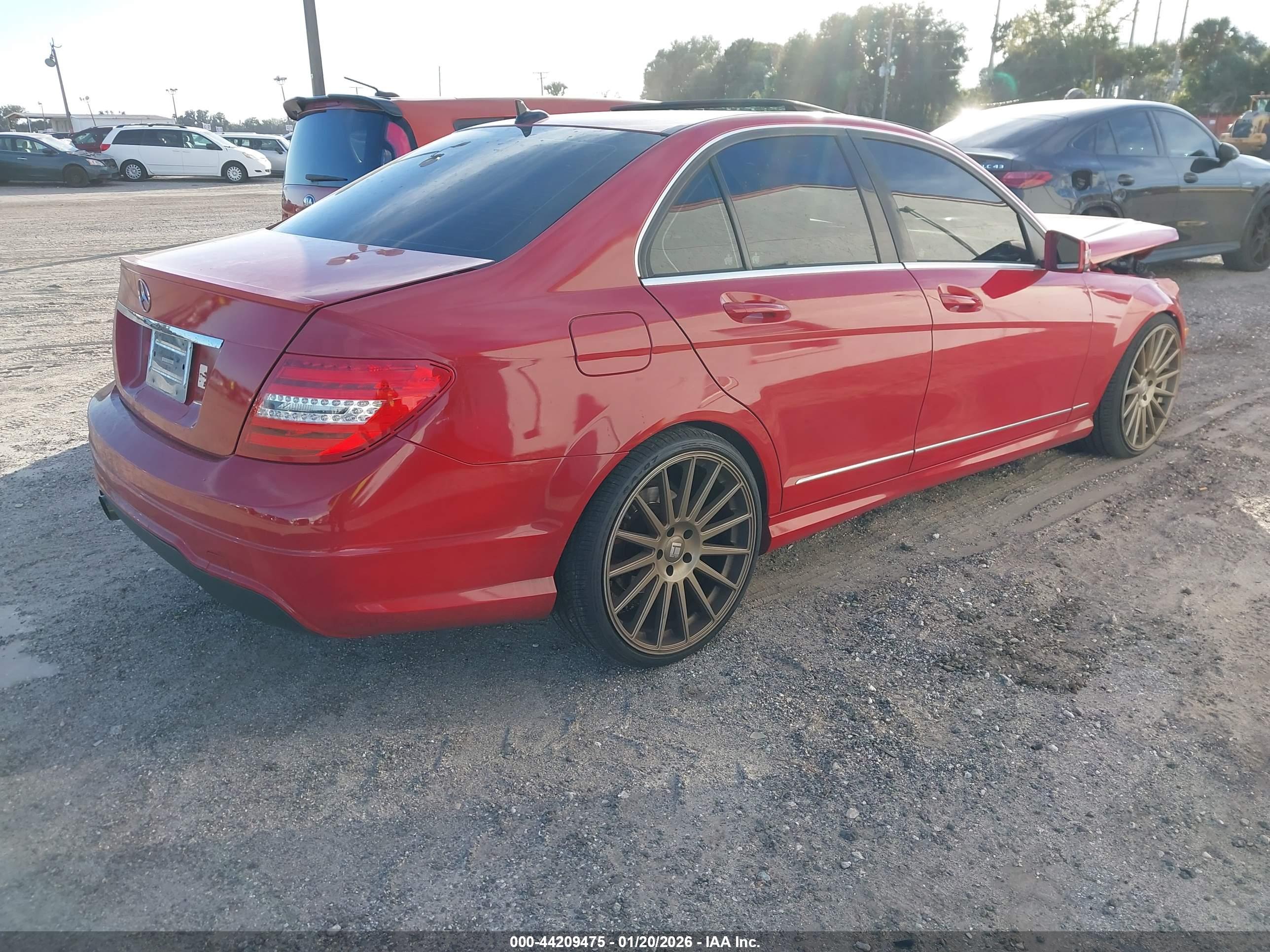 MERCEDES-BENZ C image 4