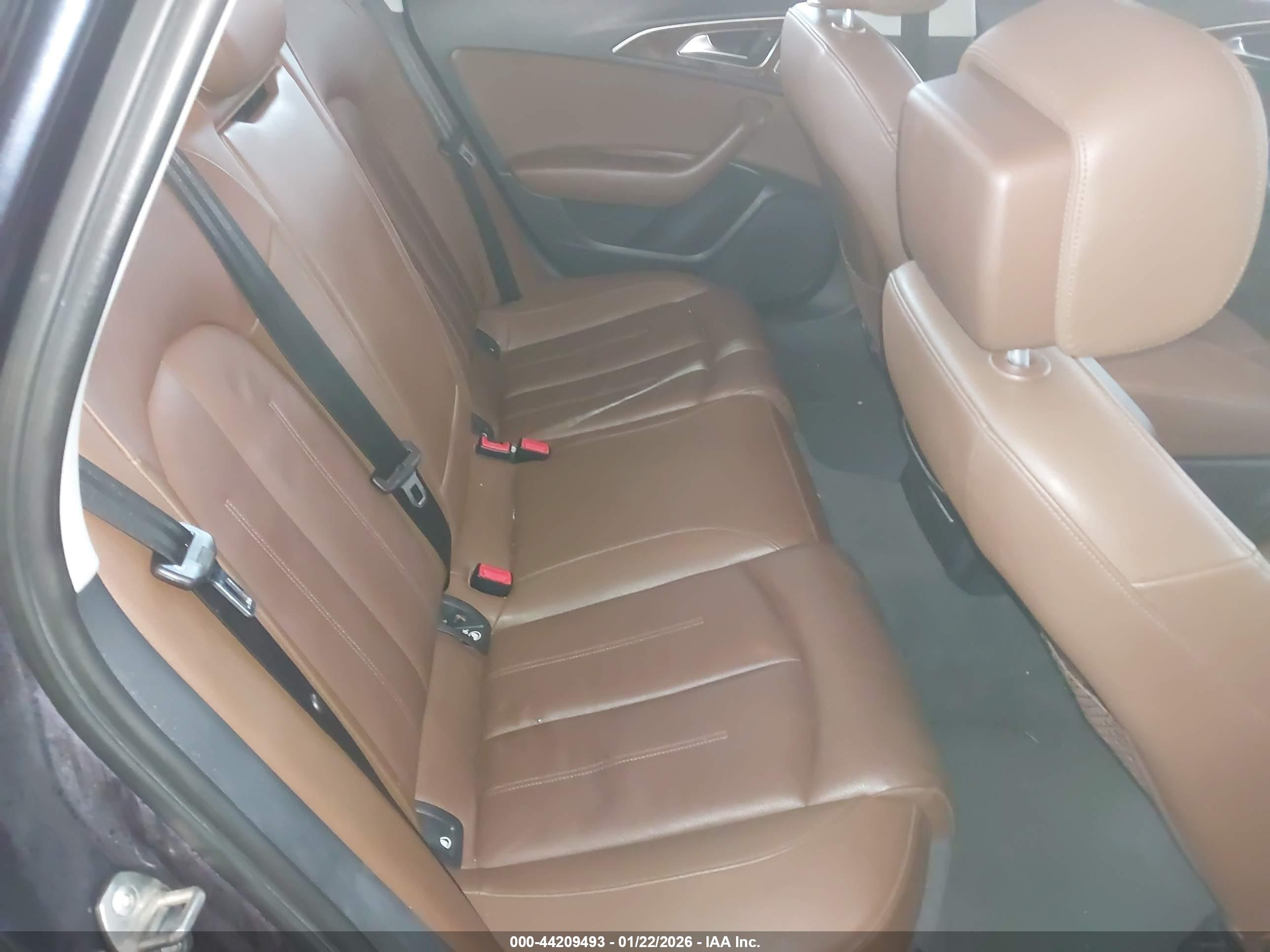 AUDI A6 image 8