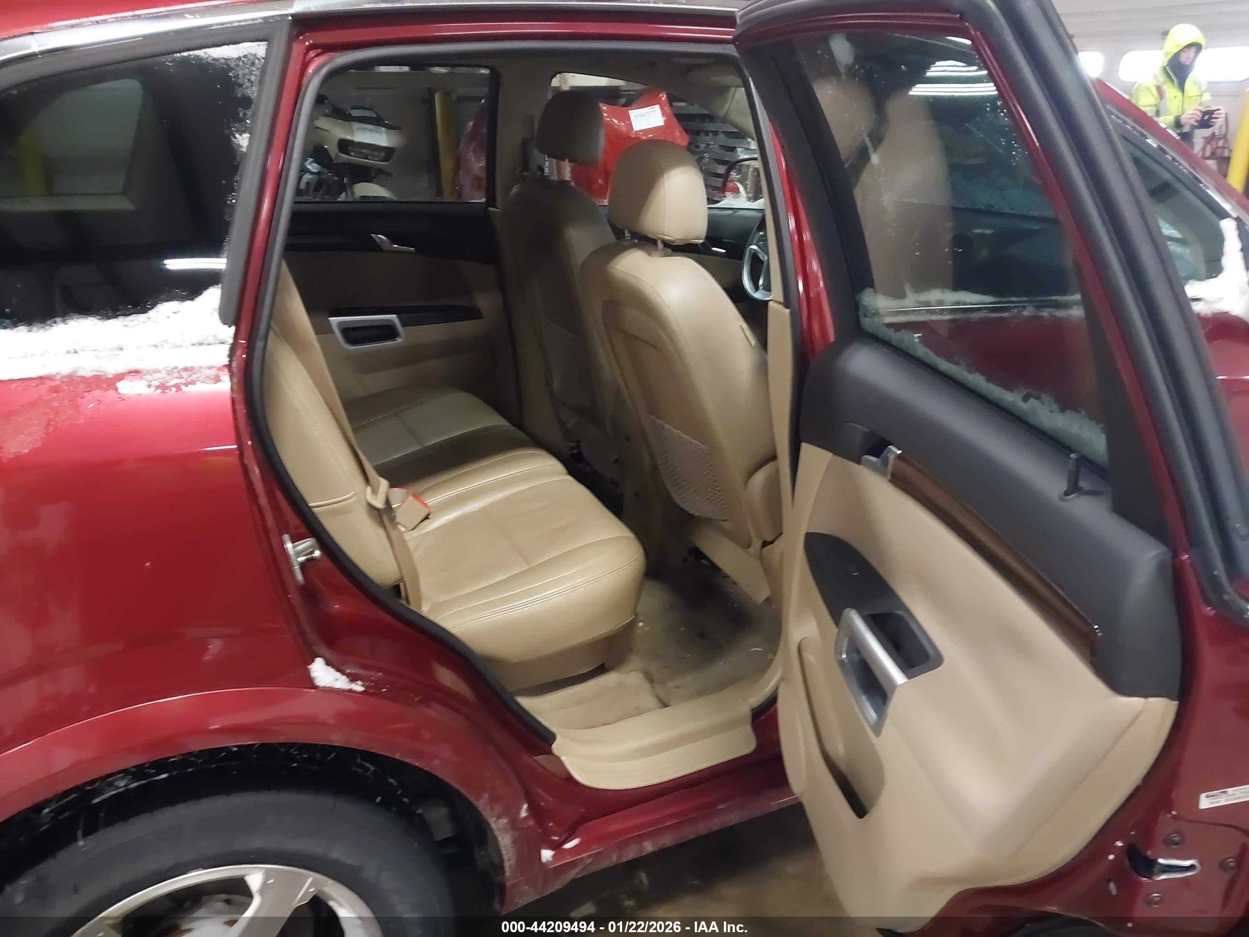 SATURN VUE image 8
