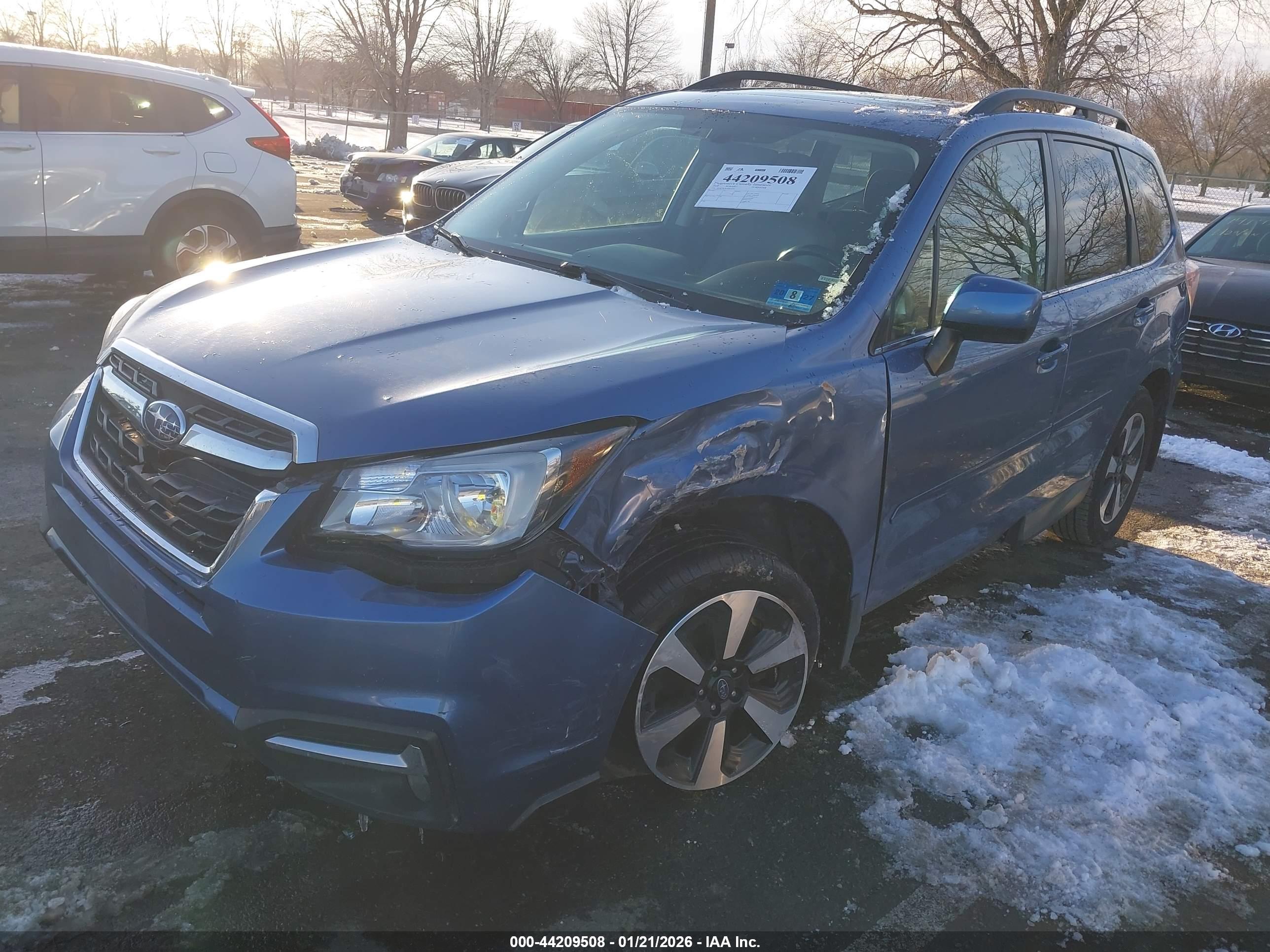 SUBARU FORESTER image 6