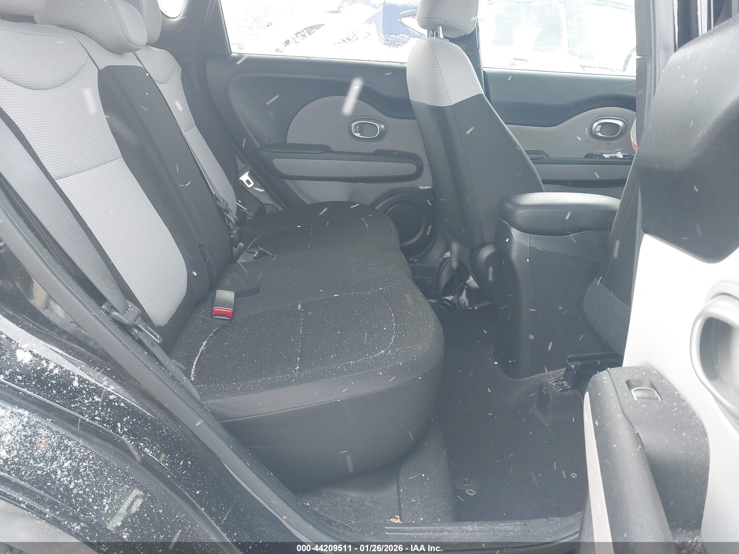 KIA SOUL image 8