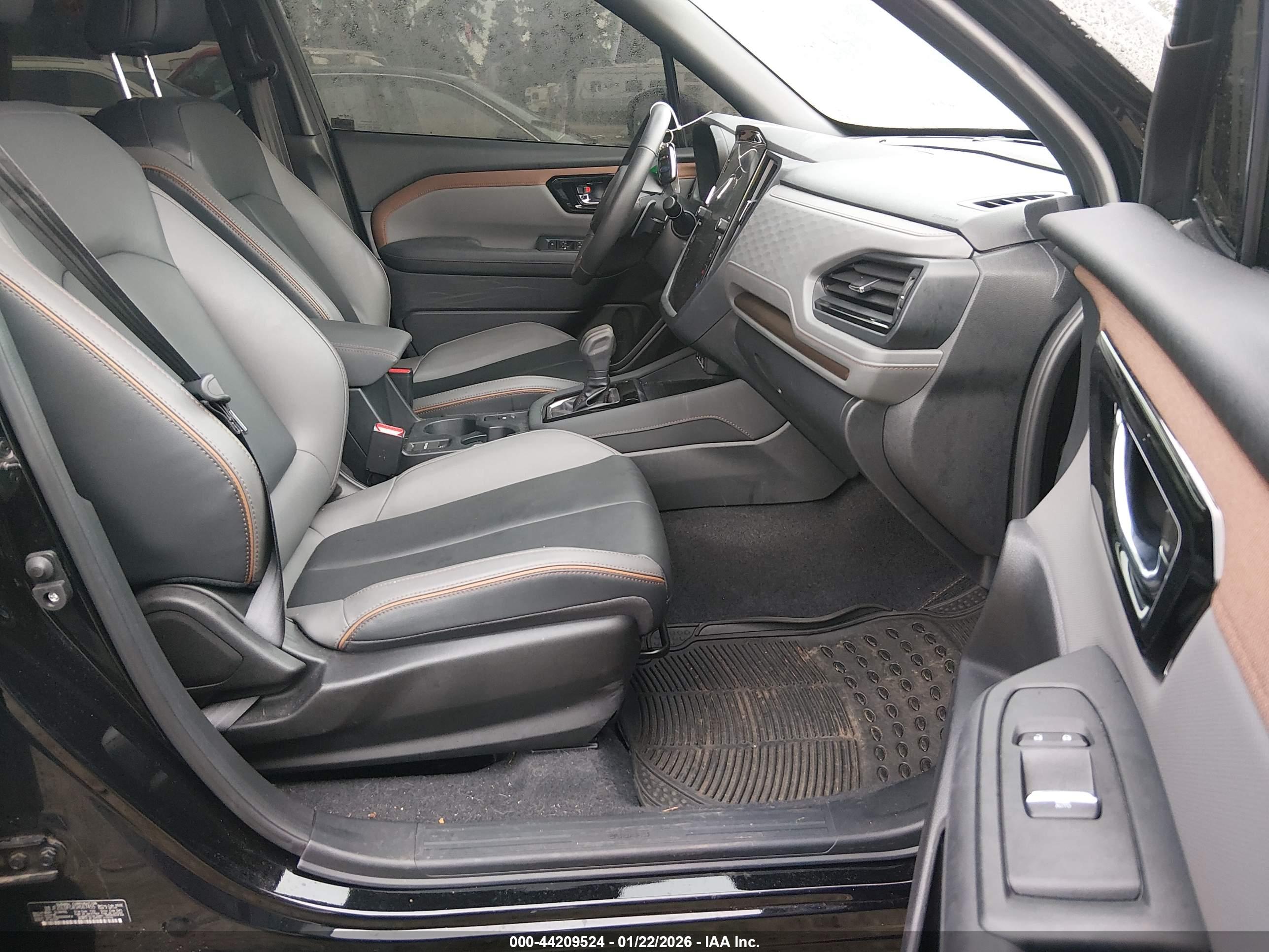 SUBARU FORESTER image 5