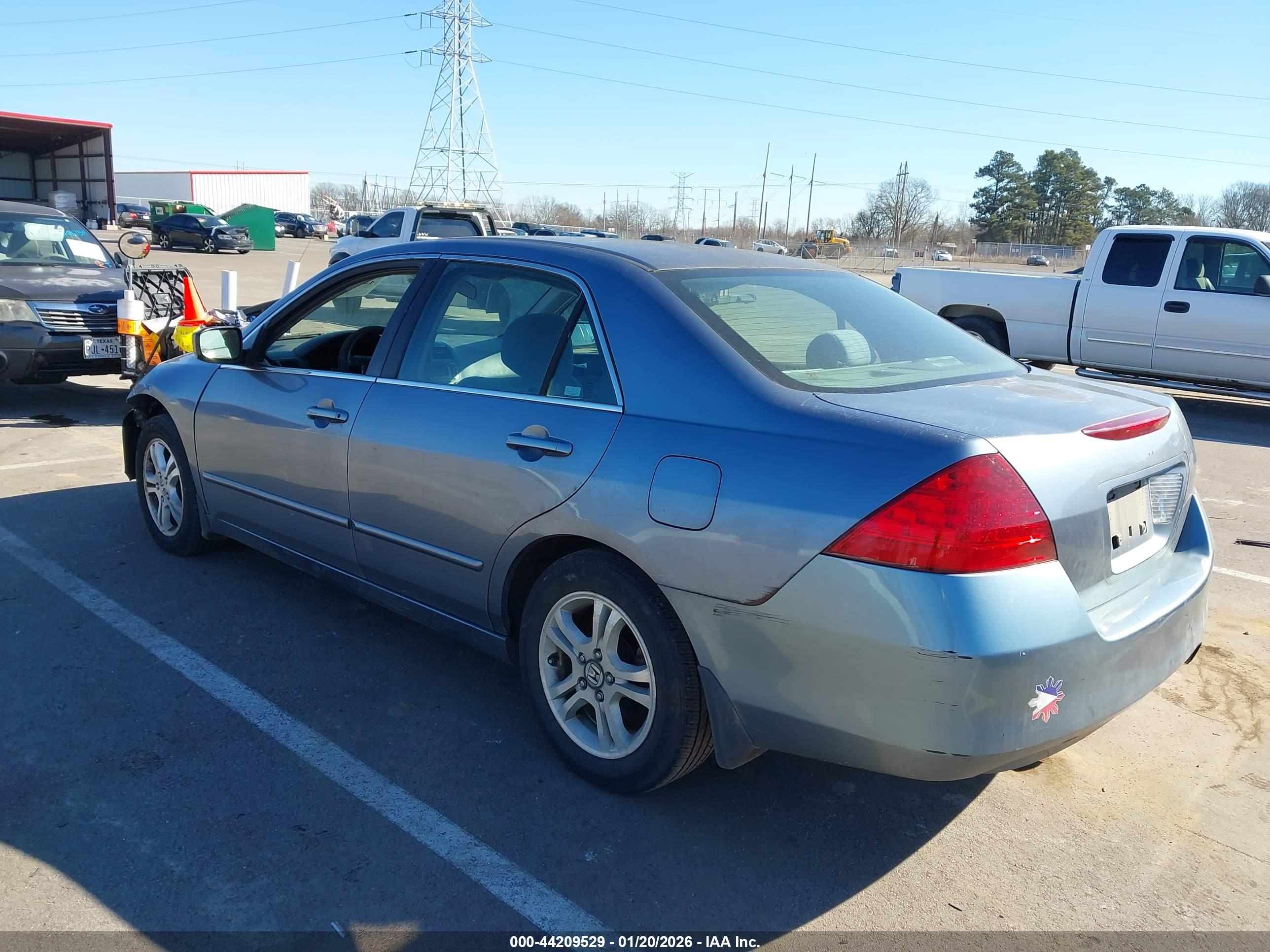 HONDA ACCORD image 3