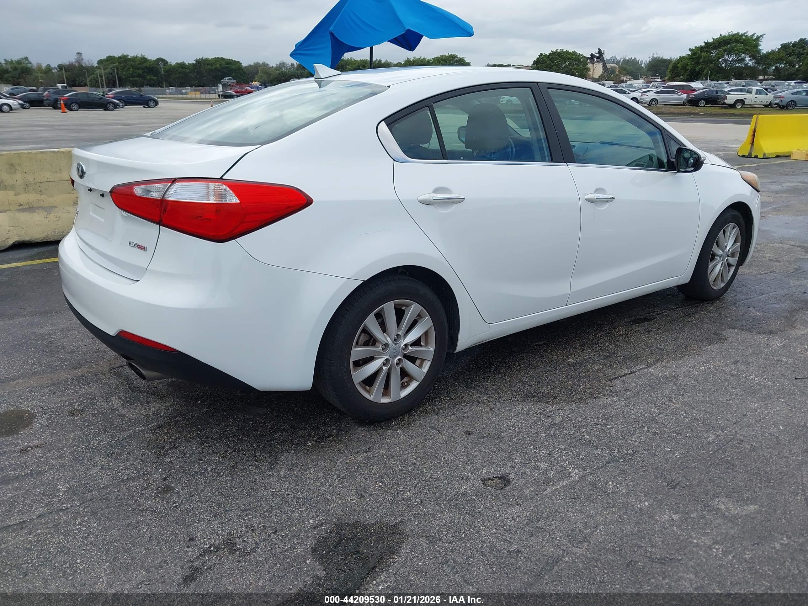 KIA FORTE image 4