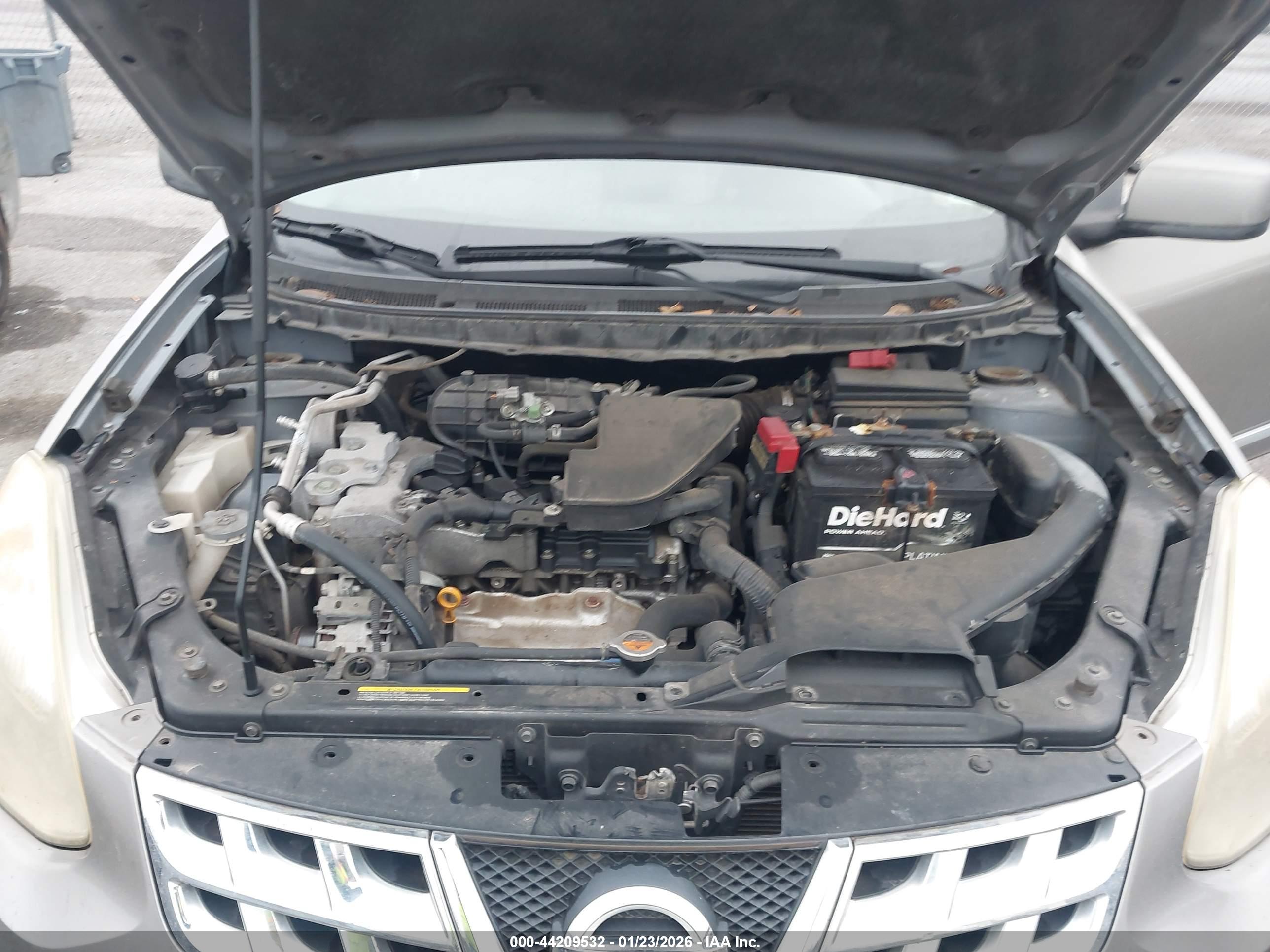NISSAN ROGUE image 10