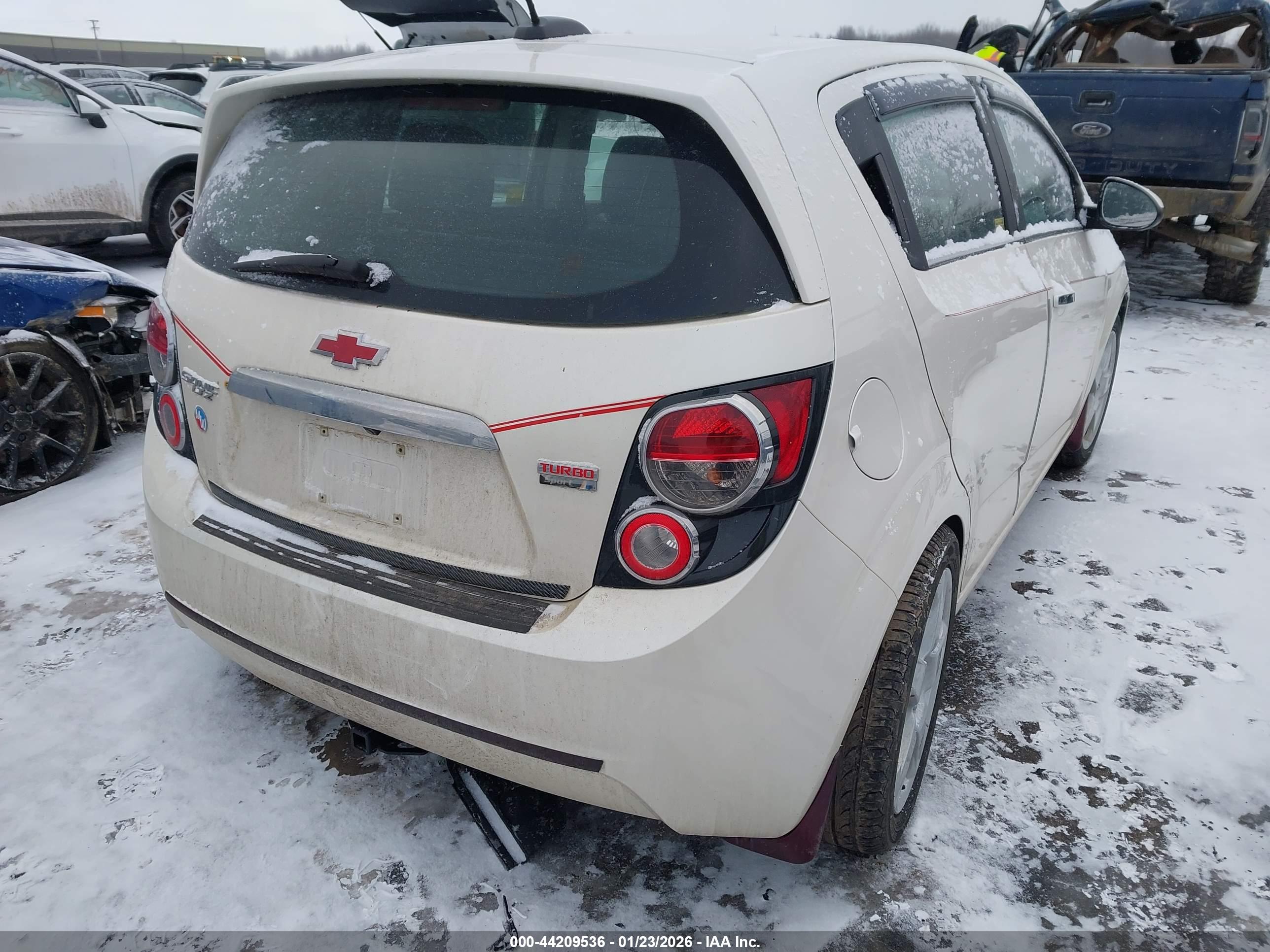 CHEVROLET SONIC image 4