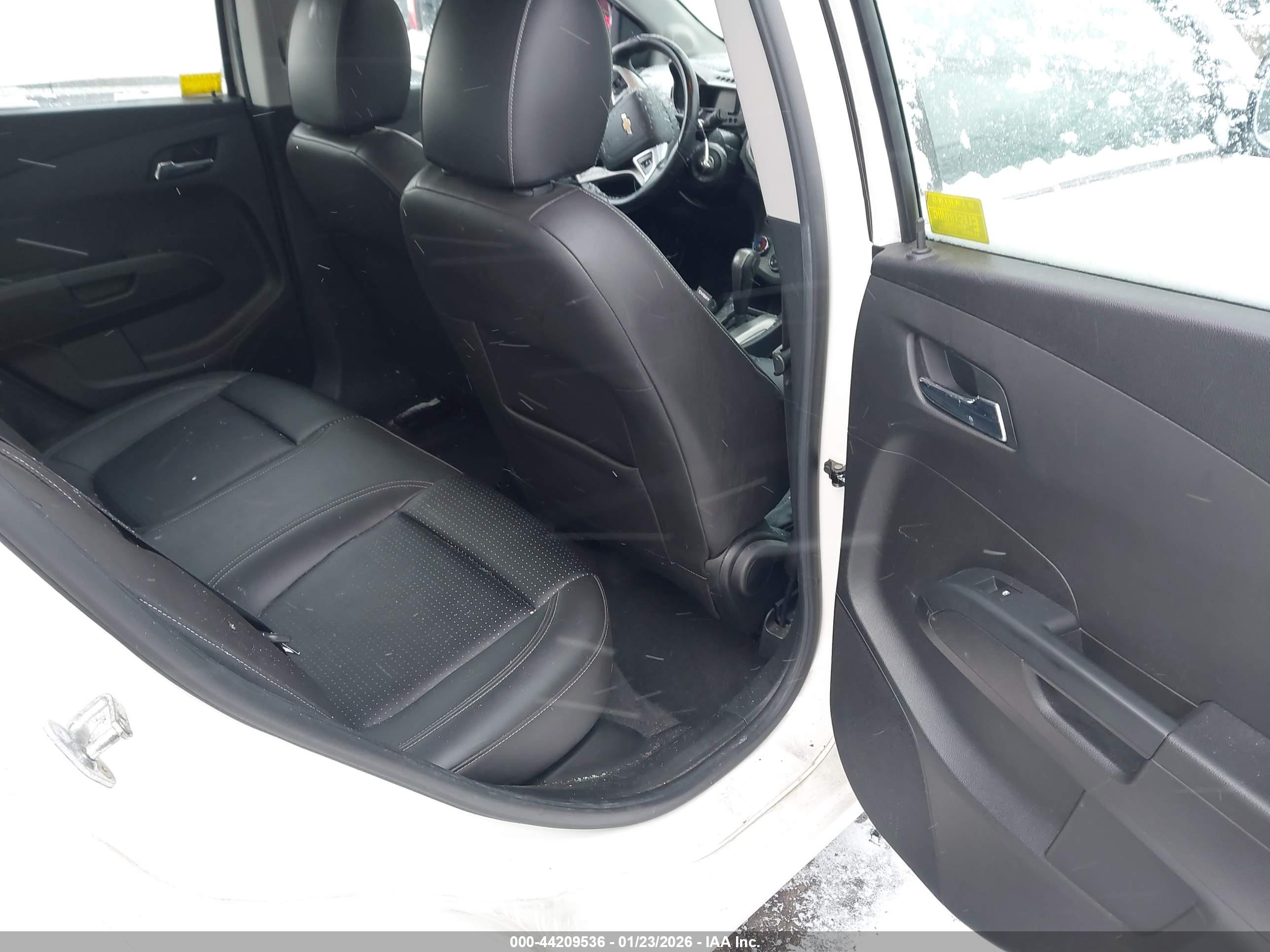 CHEVROLET SONIC image 8