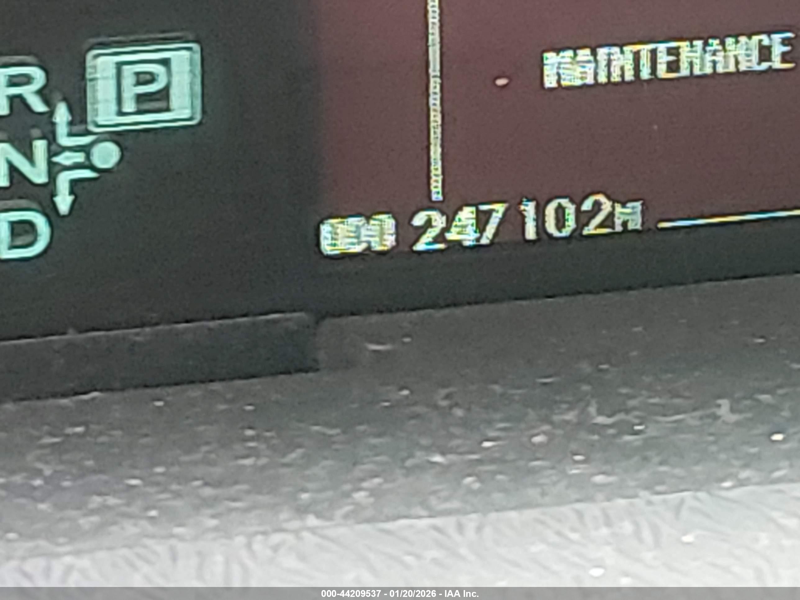 TOYOTA PRIUS image 7